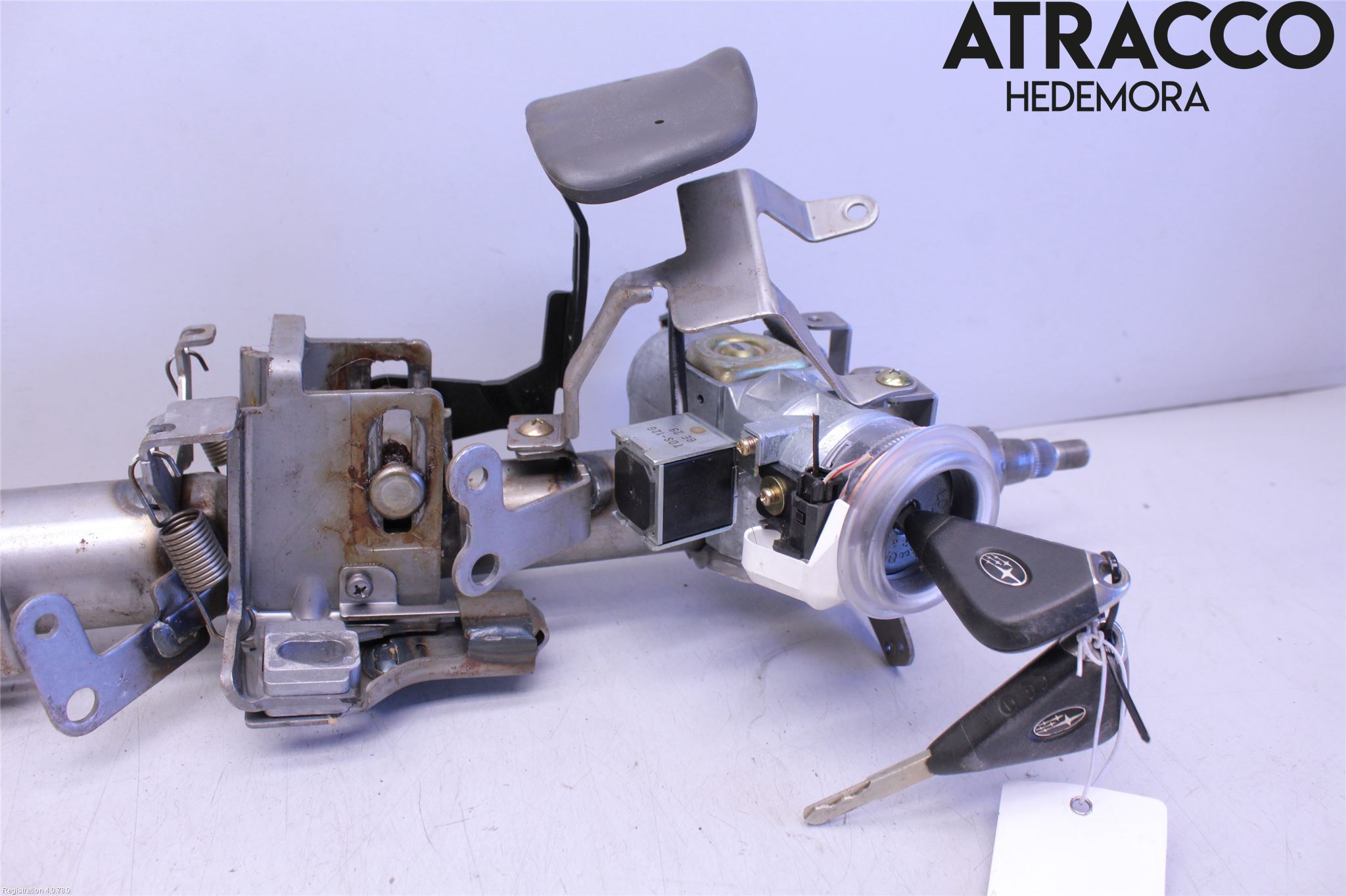 Subaru B9 TRIBECA  06-07 Rattaxelagg Justerbart