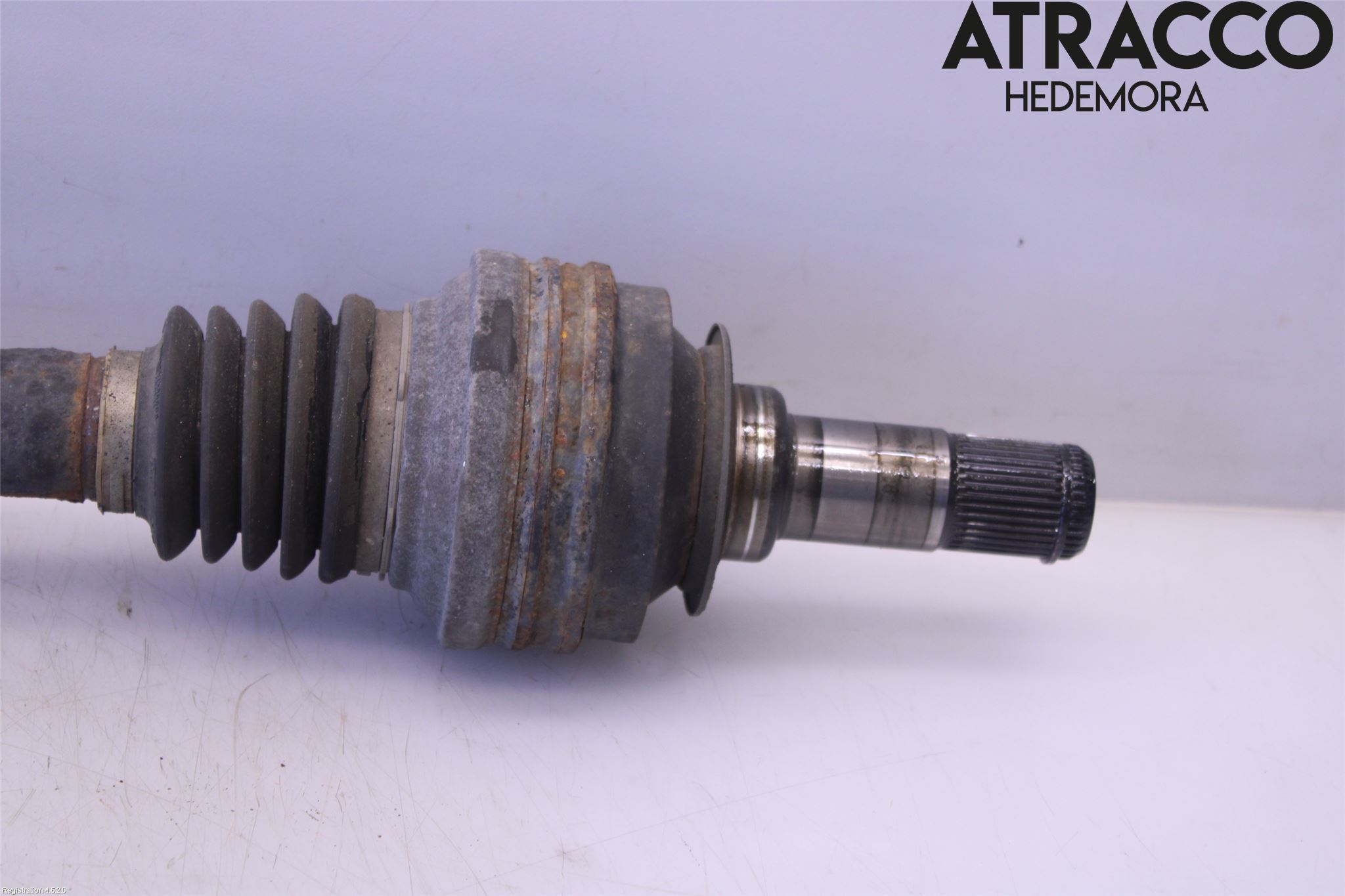 Audi Q7/SQ7 Drivaxel Bak Vänster