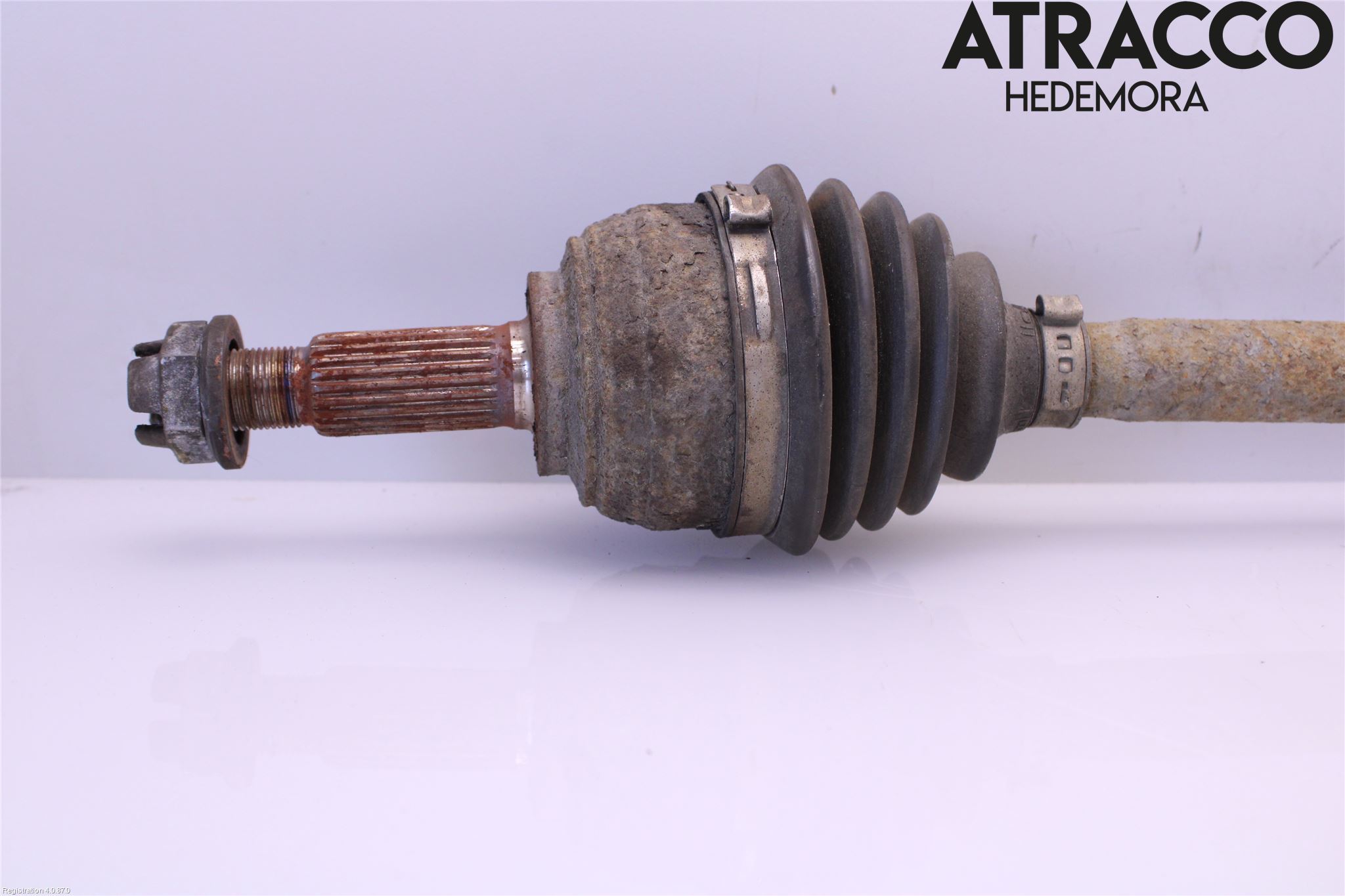 Nissan NOTE E11 06-14 Drivaxel Fram Höger