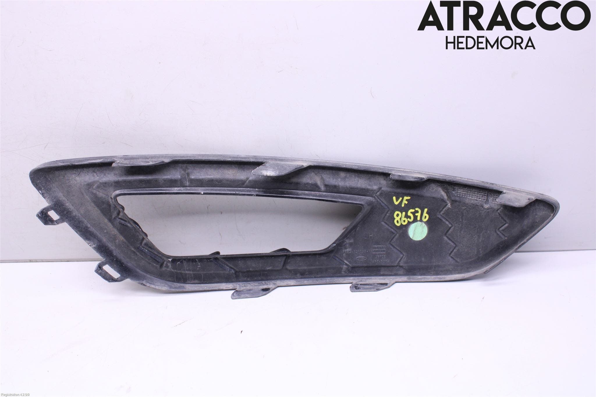 Ford FOCUS 15-18 Dimljussarg Fram