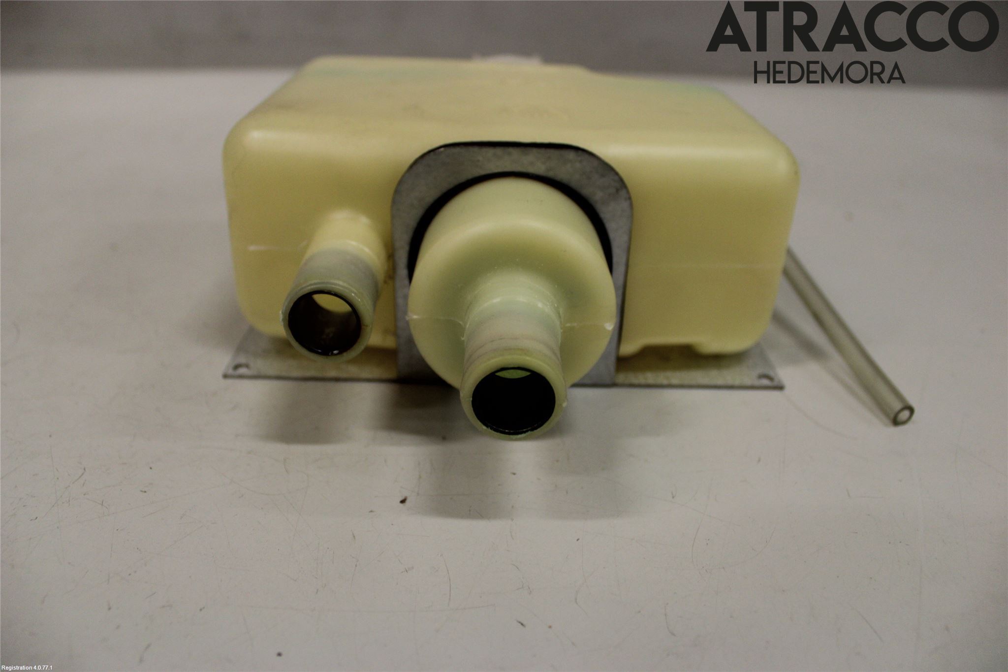 Iveco DAILY 00-06 Expansionstank