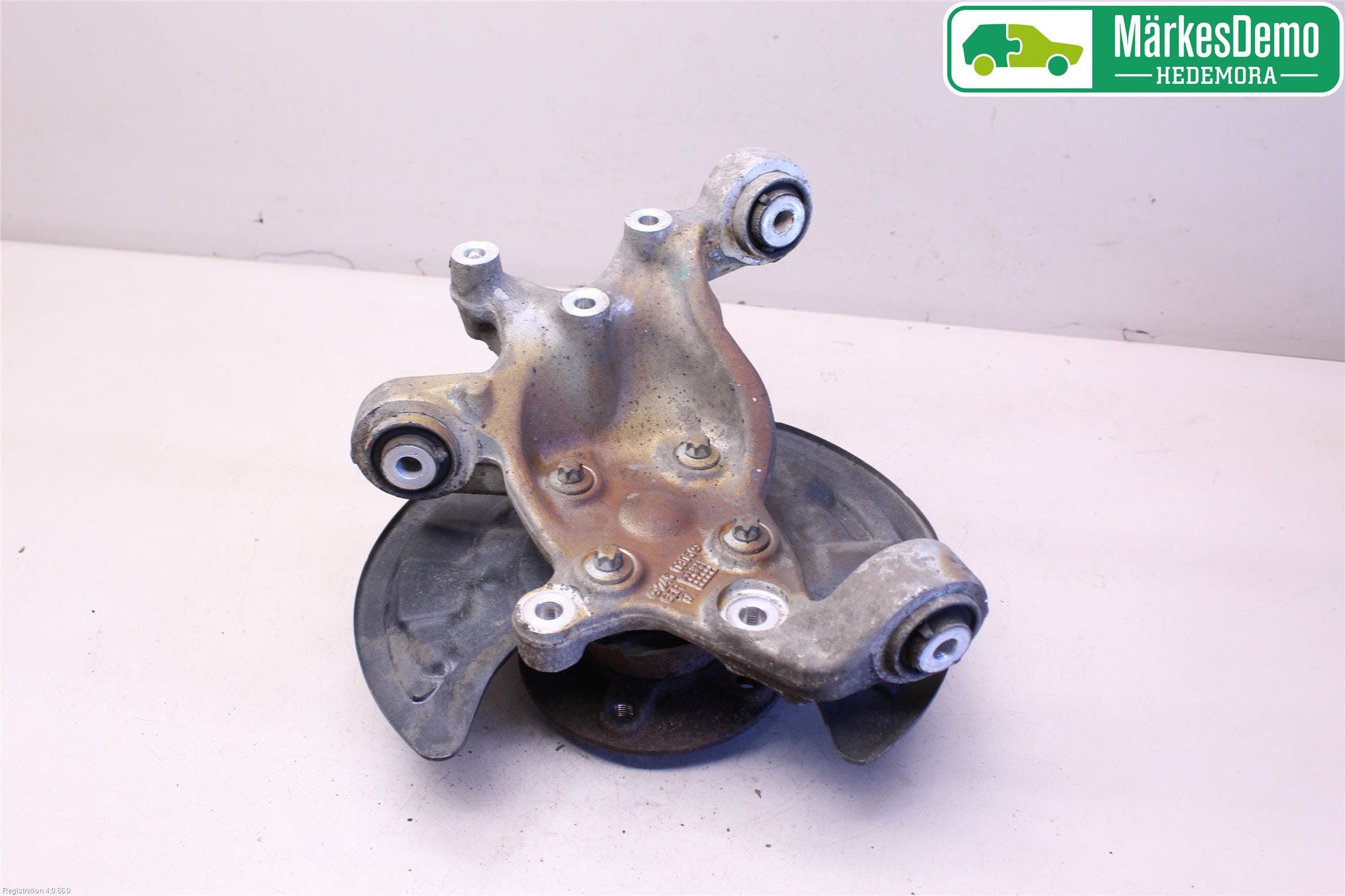 Mercedes-Benz MB GLA-KLASS (X156) 13-20 Hjullagerhus-Spindel Vä B