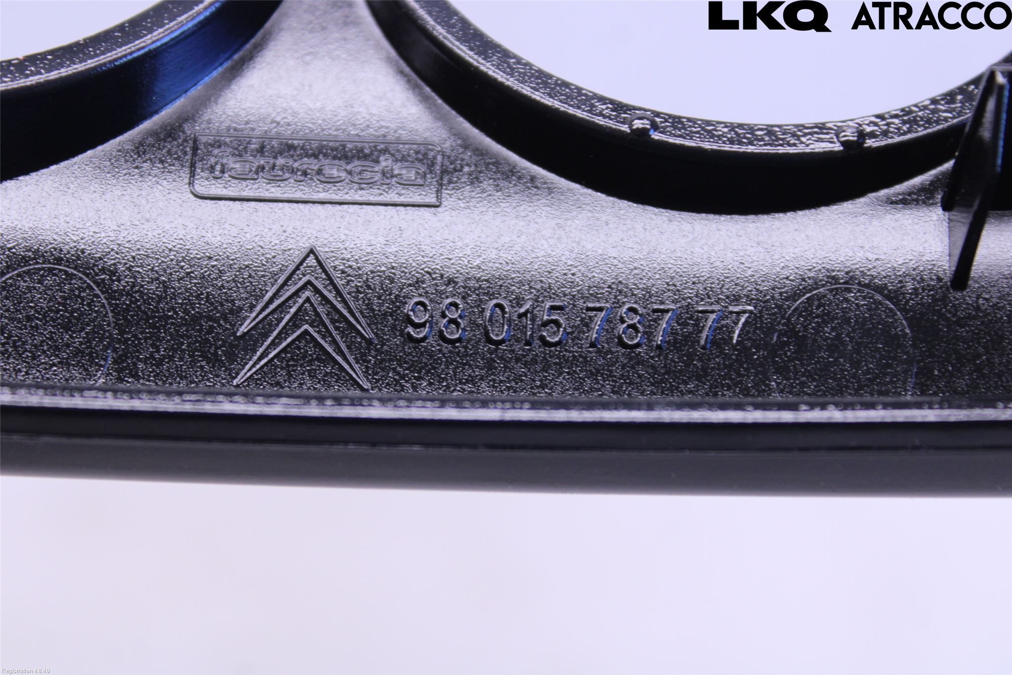 Citroen C3 10-17 Instrumentkonsoll Mitt