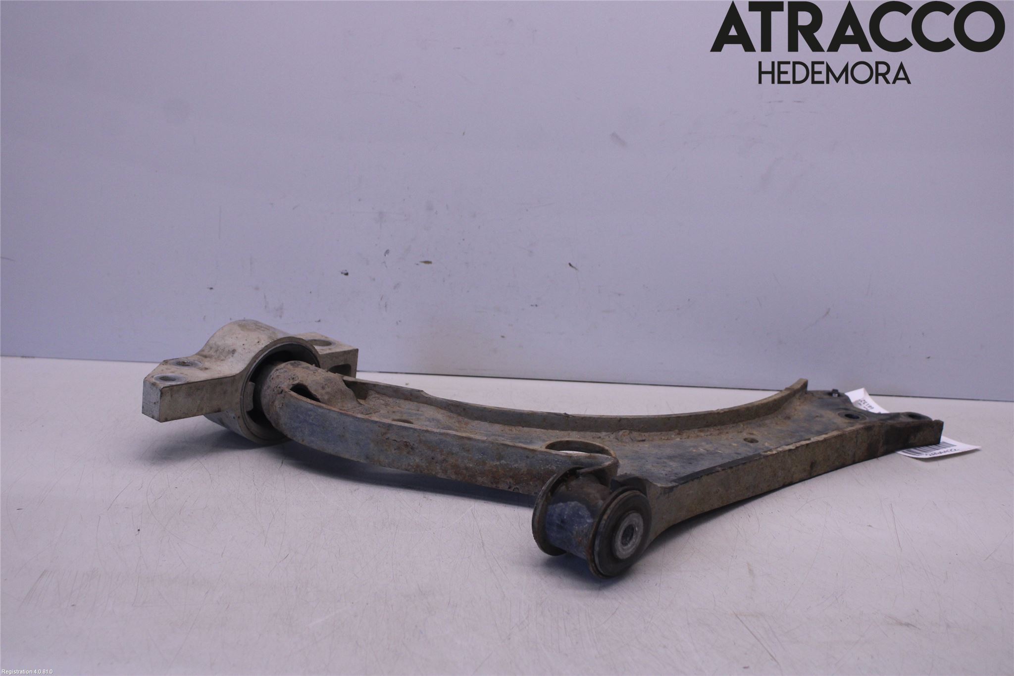 Volkswagen VW CADDY      04-10 Bärarm Fram Undre Hö