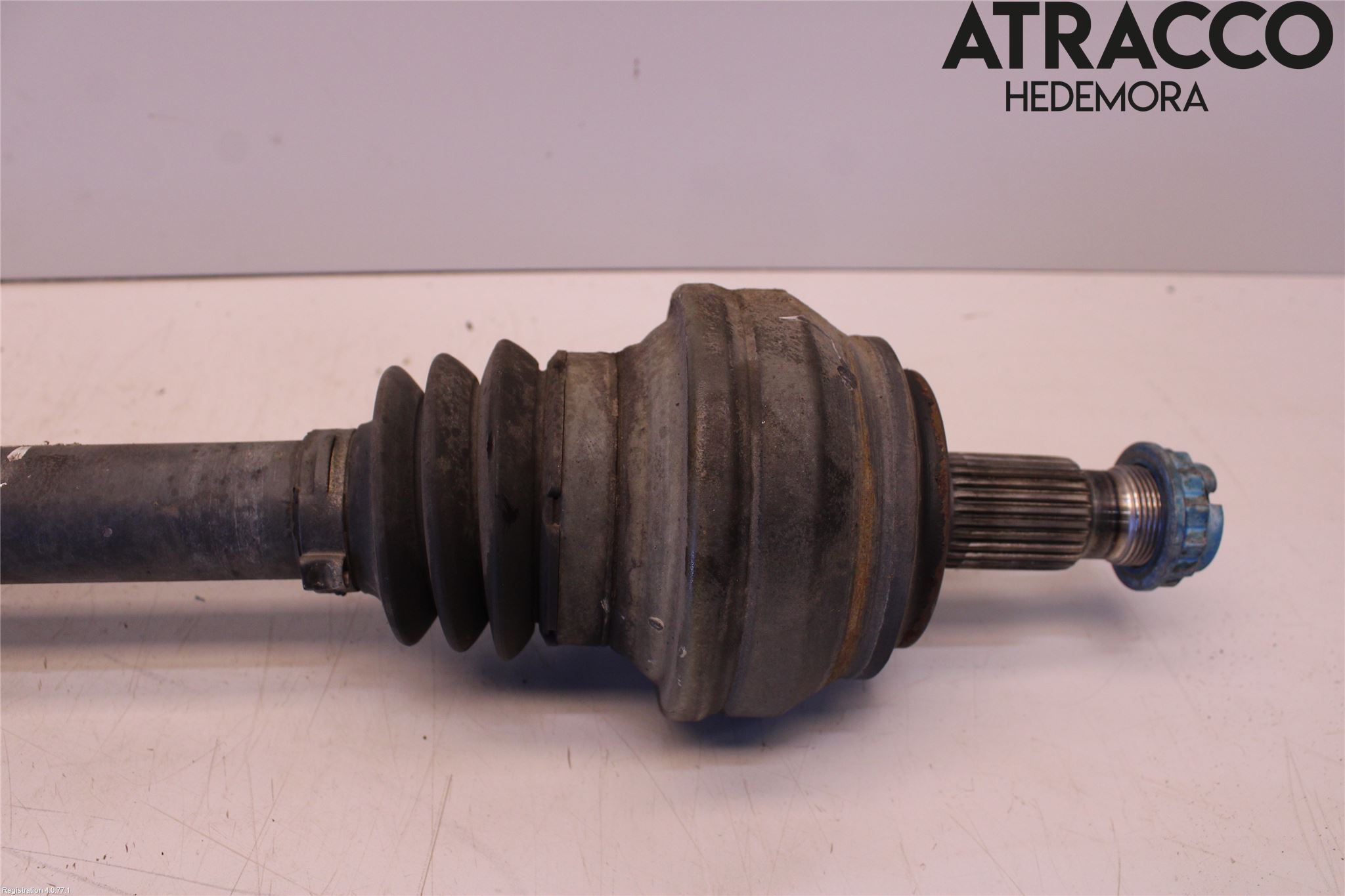 Mercedes-Benz MB C-KLASS (W205) 14-21 Drivaxel Bak Höger