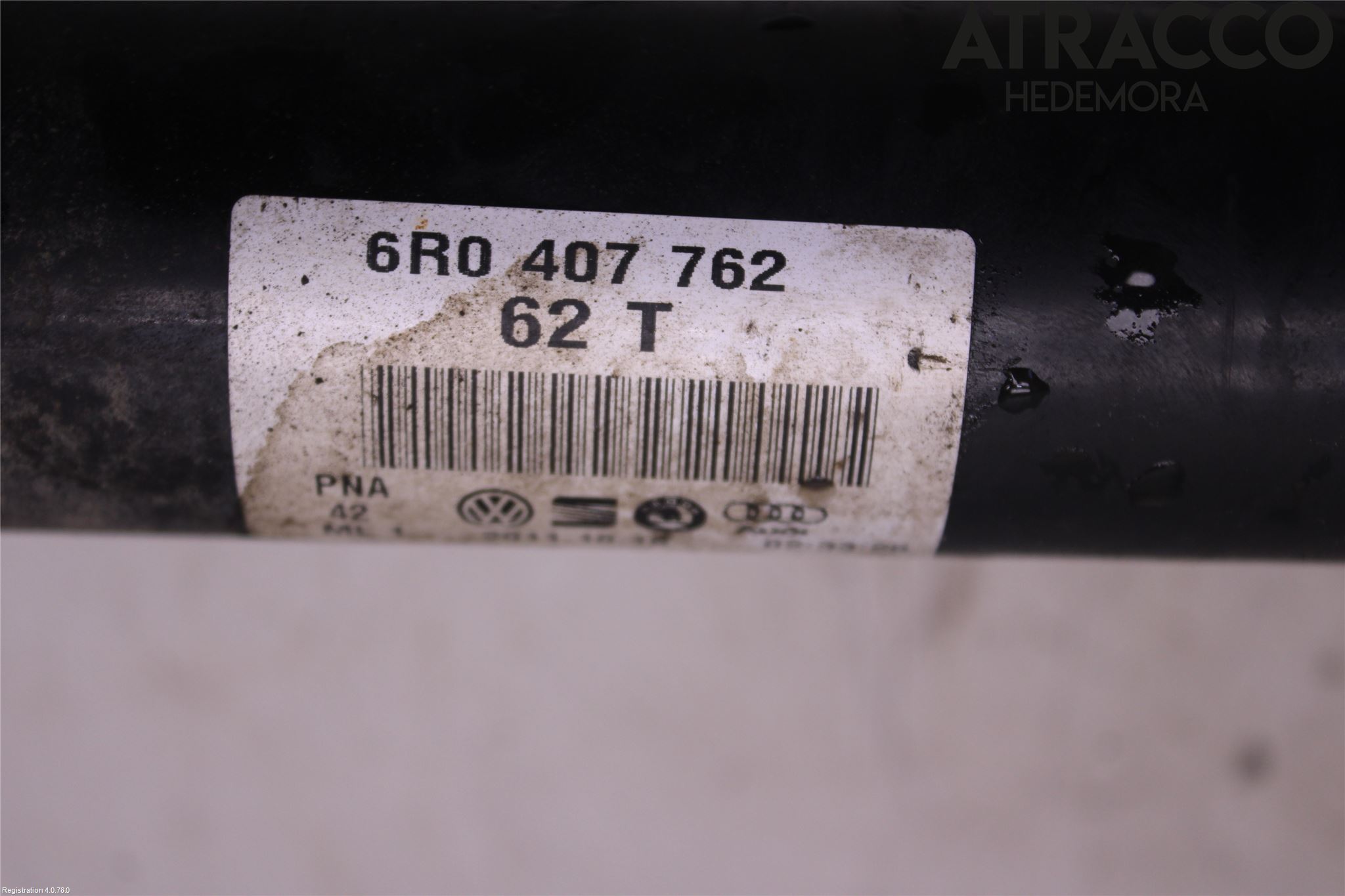 Volkswagen VW POLO 10-17 Drivaxel Fram Höger