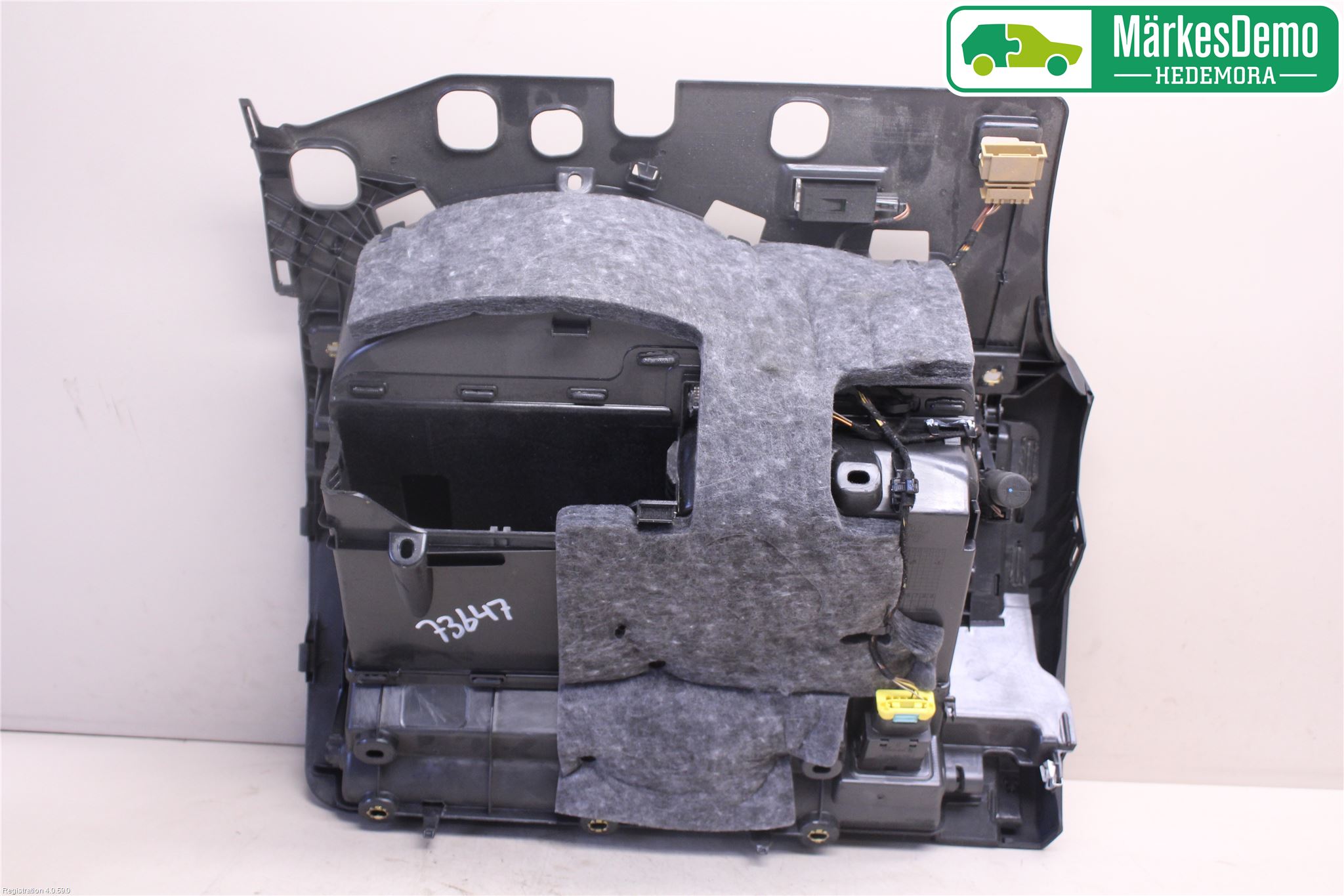 Audi A4/S4 08-11 Handskfack