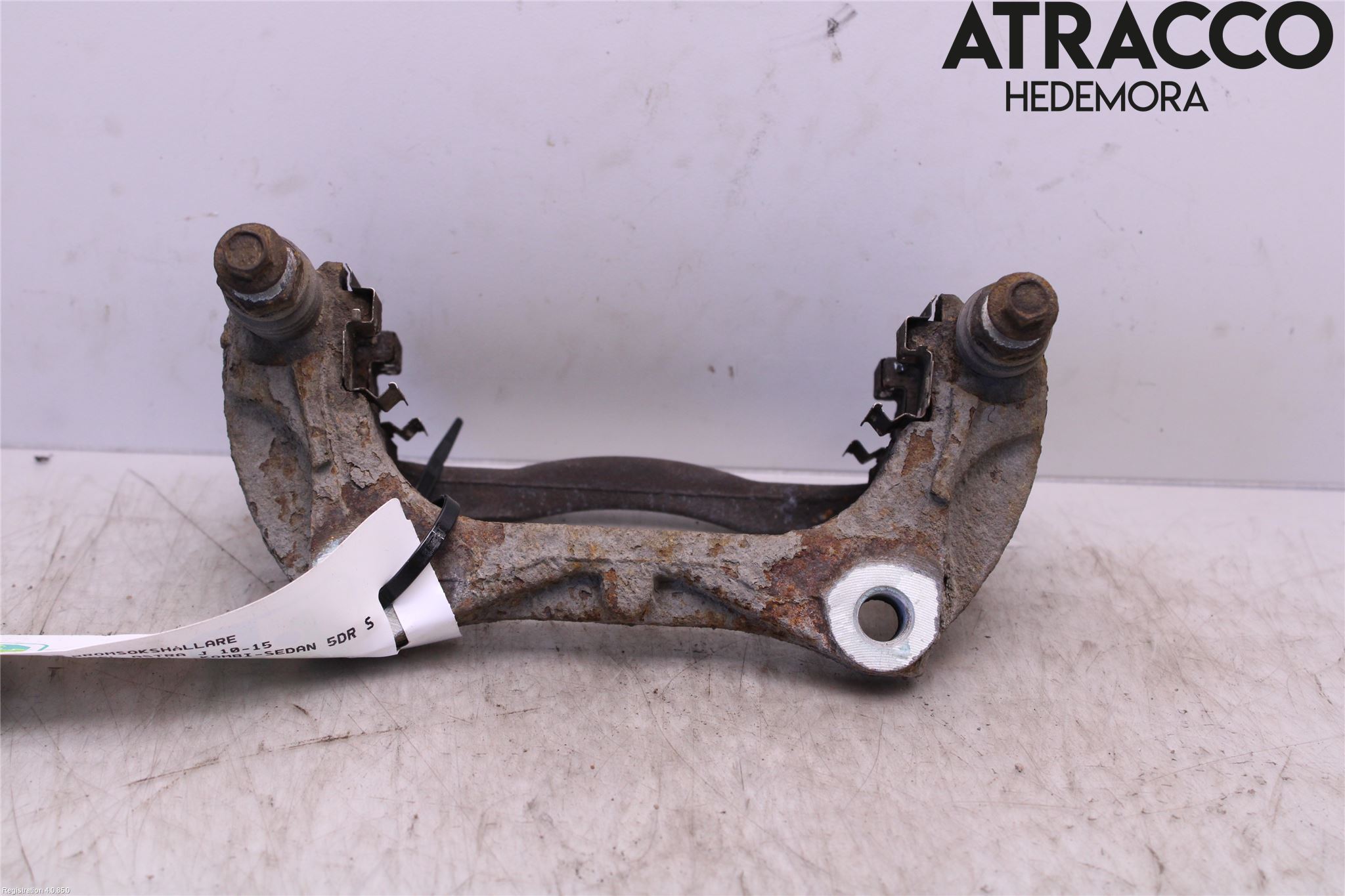 Opel ASTRA J 10-15 Bromsokshållare