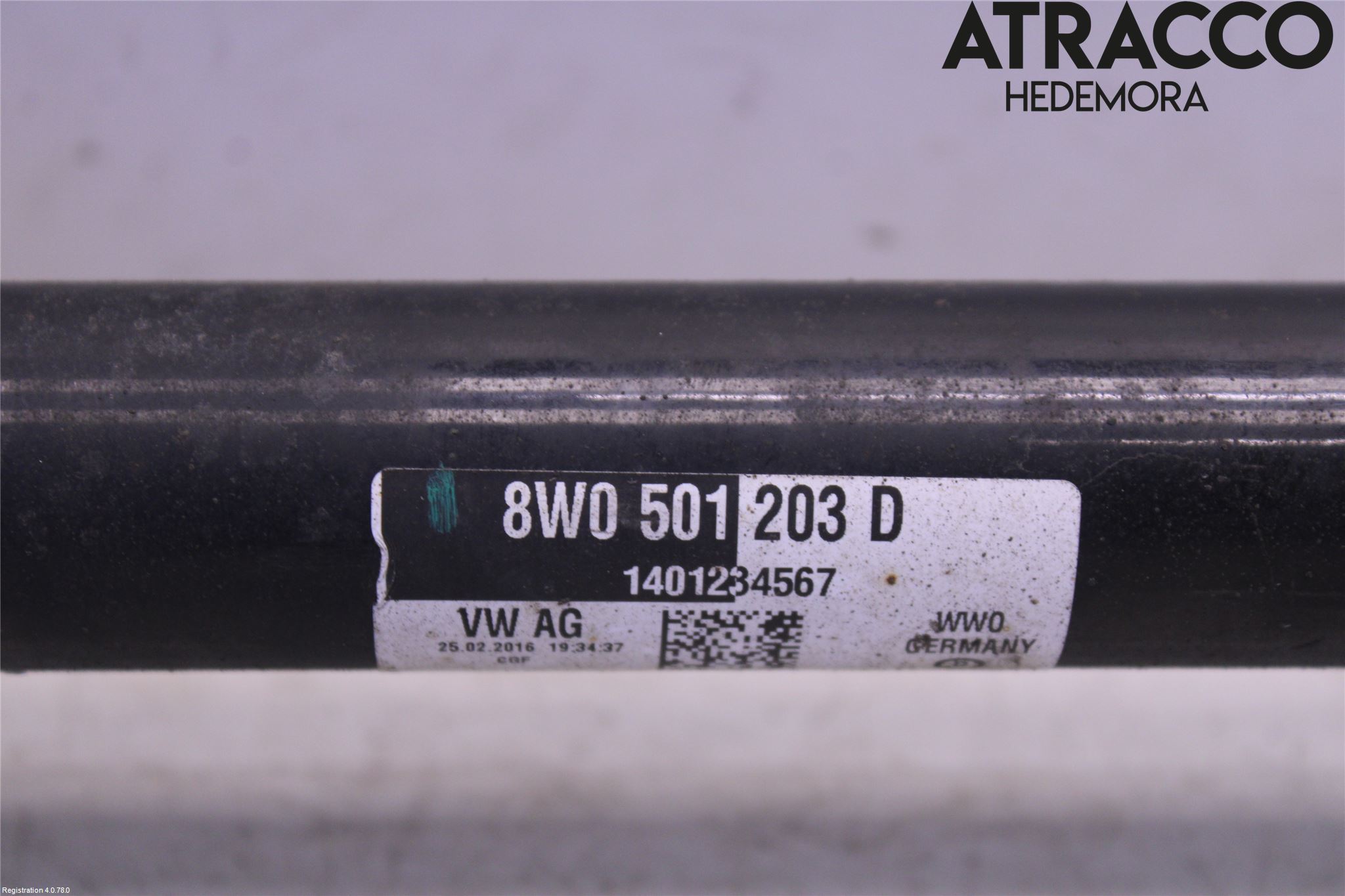 Audi A4/S4 B9 16-19 Drivaxel Bak Höger