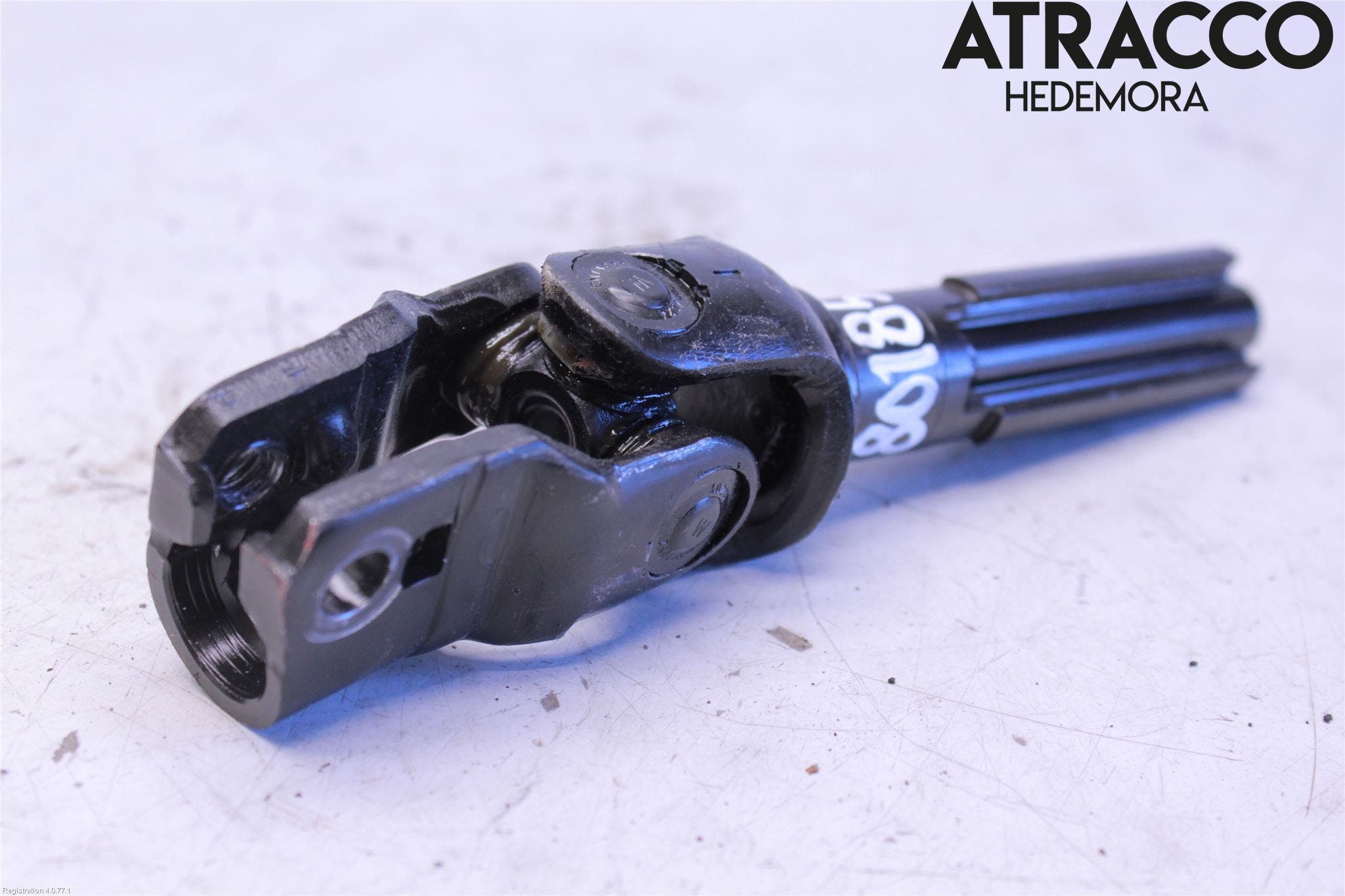 Opel ASTRA J 10-15 Rattaxelknut