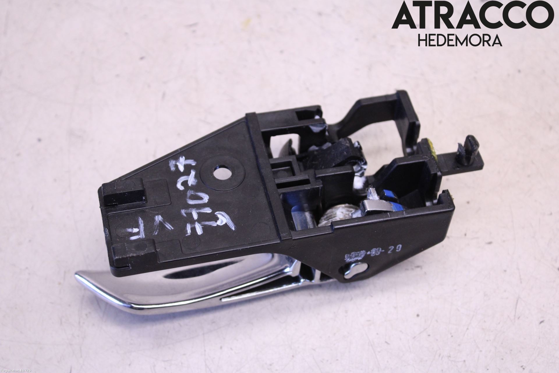 Suzuki VITARA 15- Dörrhandtag Inre Vä