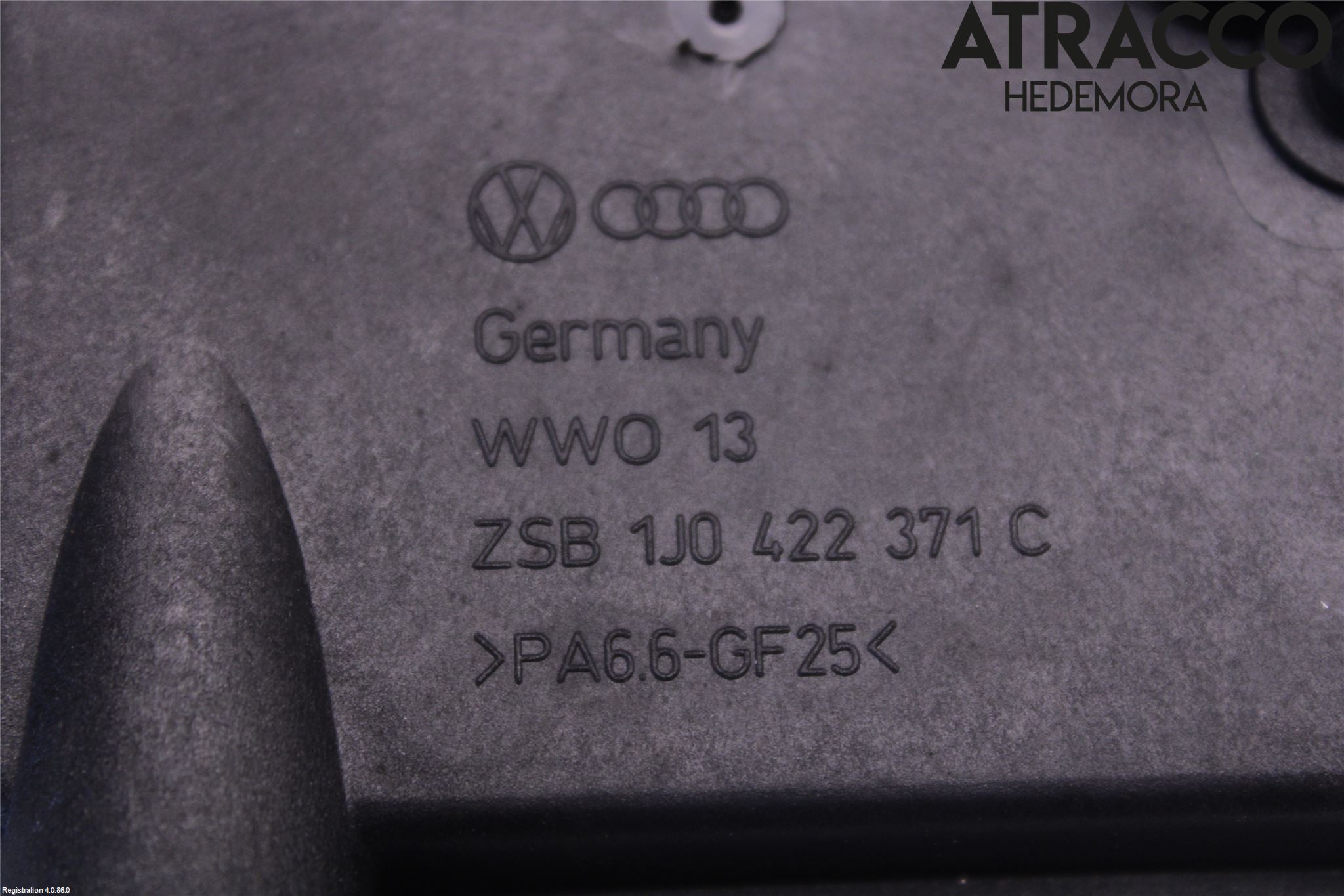 Skoda OCTAVIA (1U) 96-11 Styrservooljebehållare