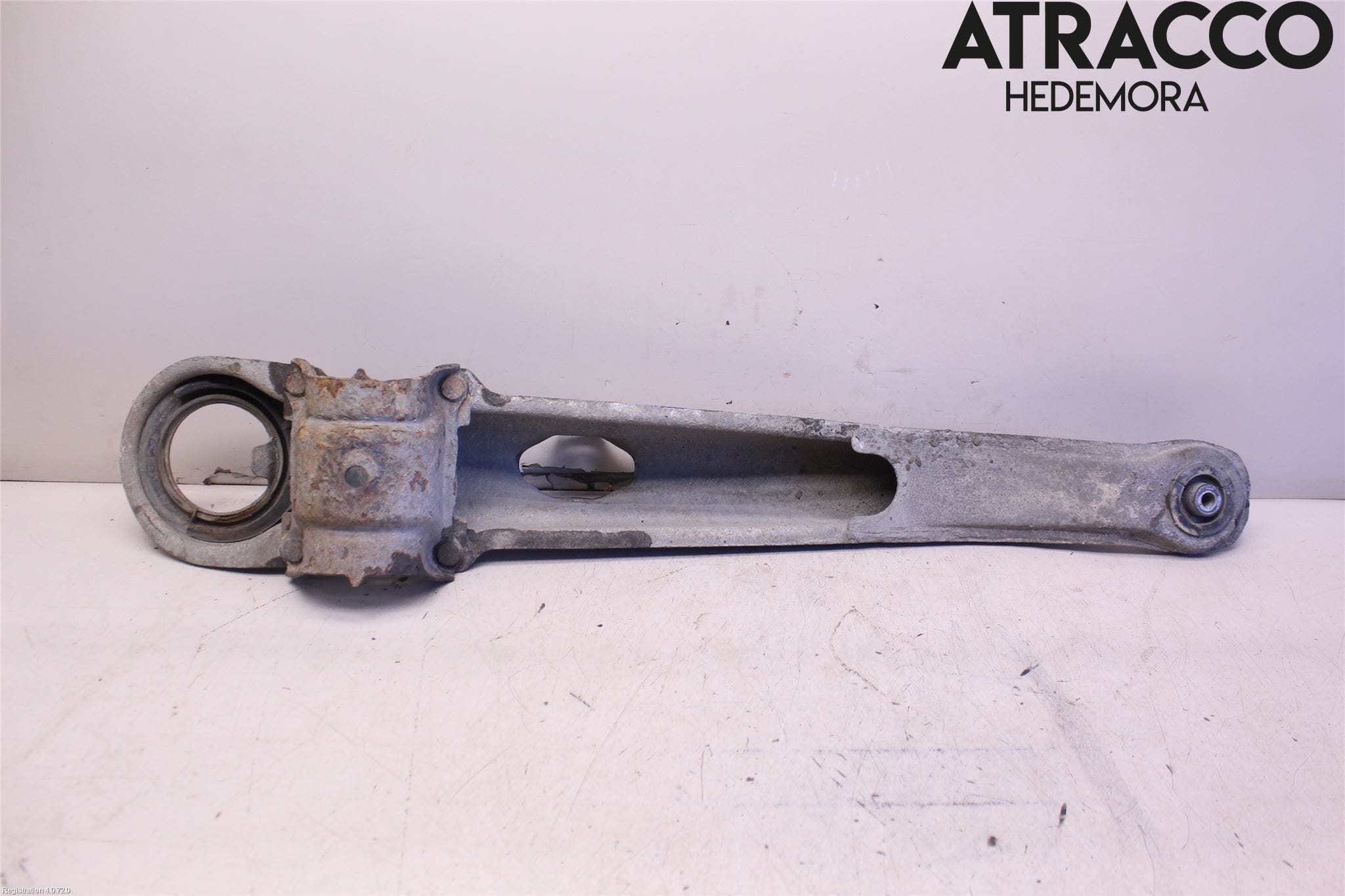 Volvo 940 91-98 Bärarm Bak Höger