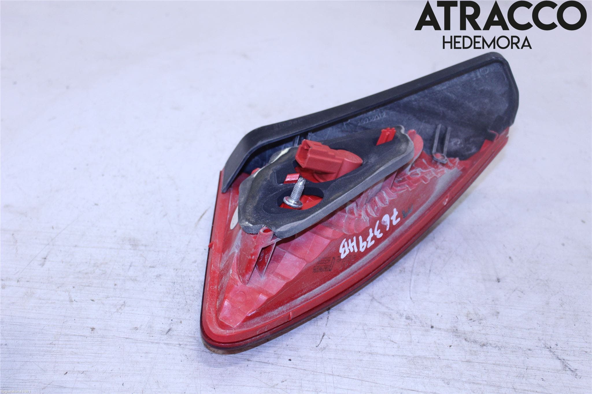 Peugeot 3008 09-16 Bakljus Lucka Hö