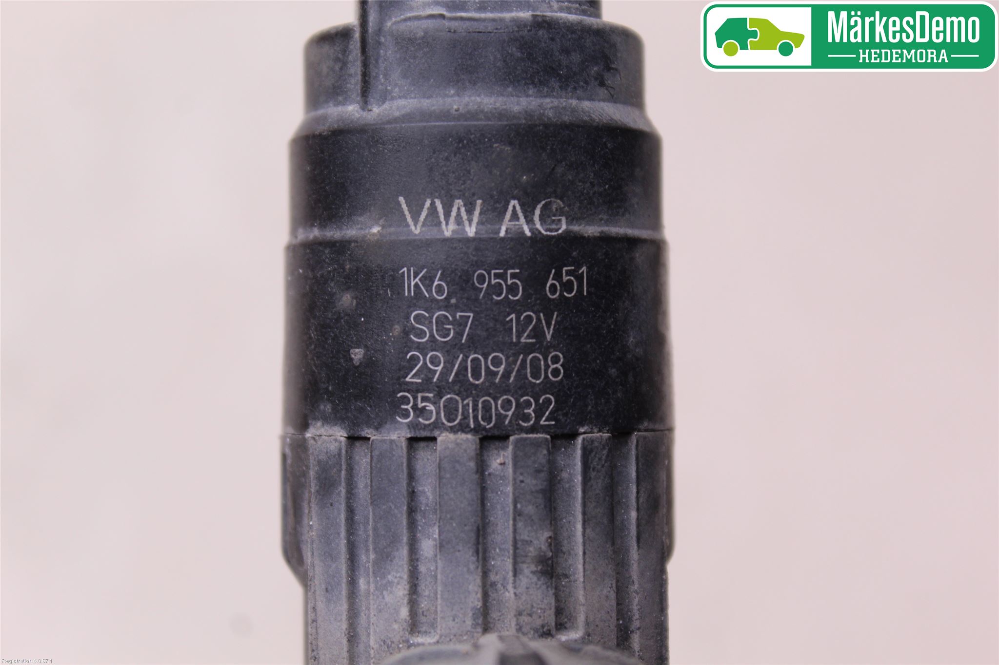 Volkswagen VW GOLF VI 09-13 Spolarpump Vindruta