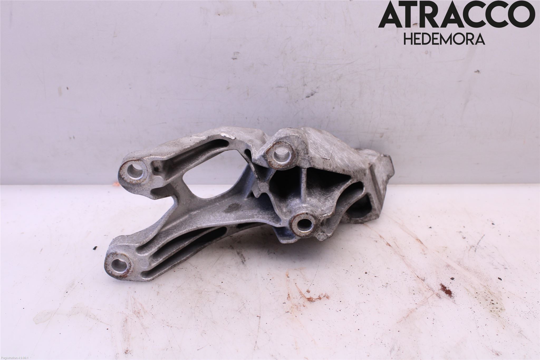 Audi A4 12-15 Motorfäste