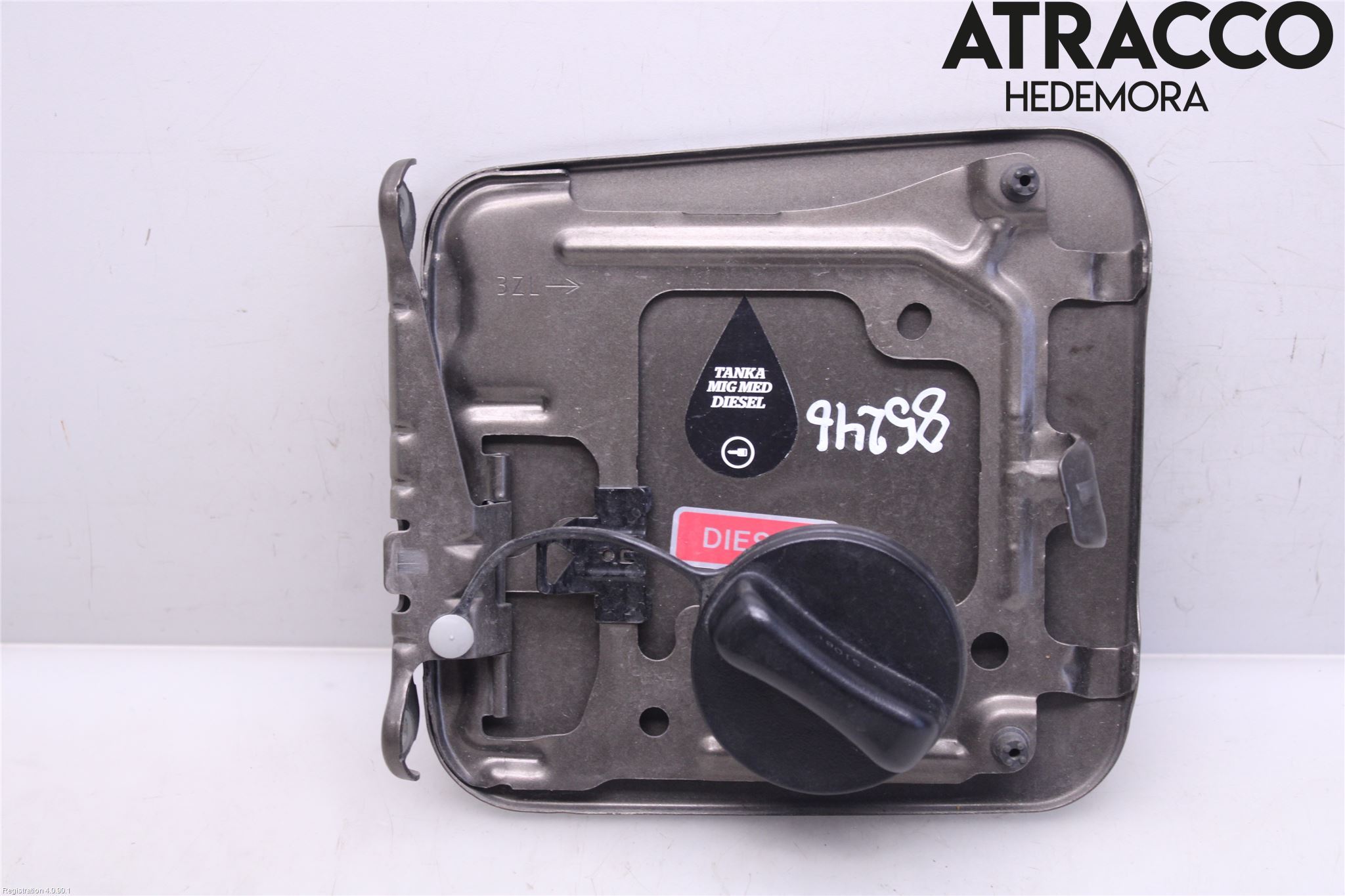 Nissan PULSAR Tanklucka