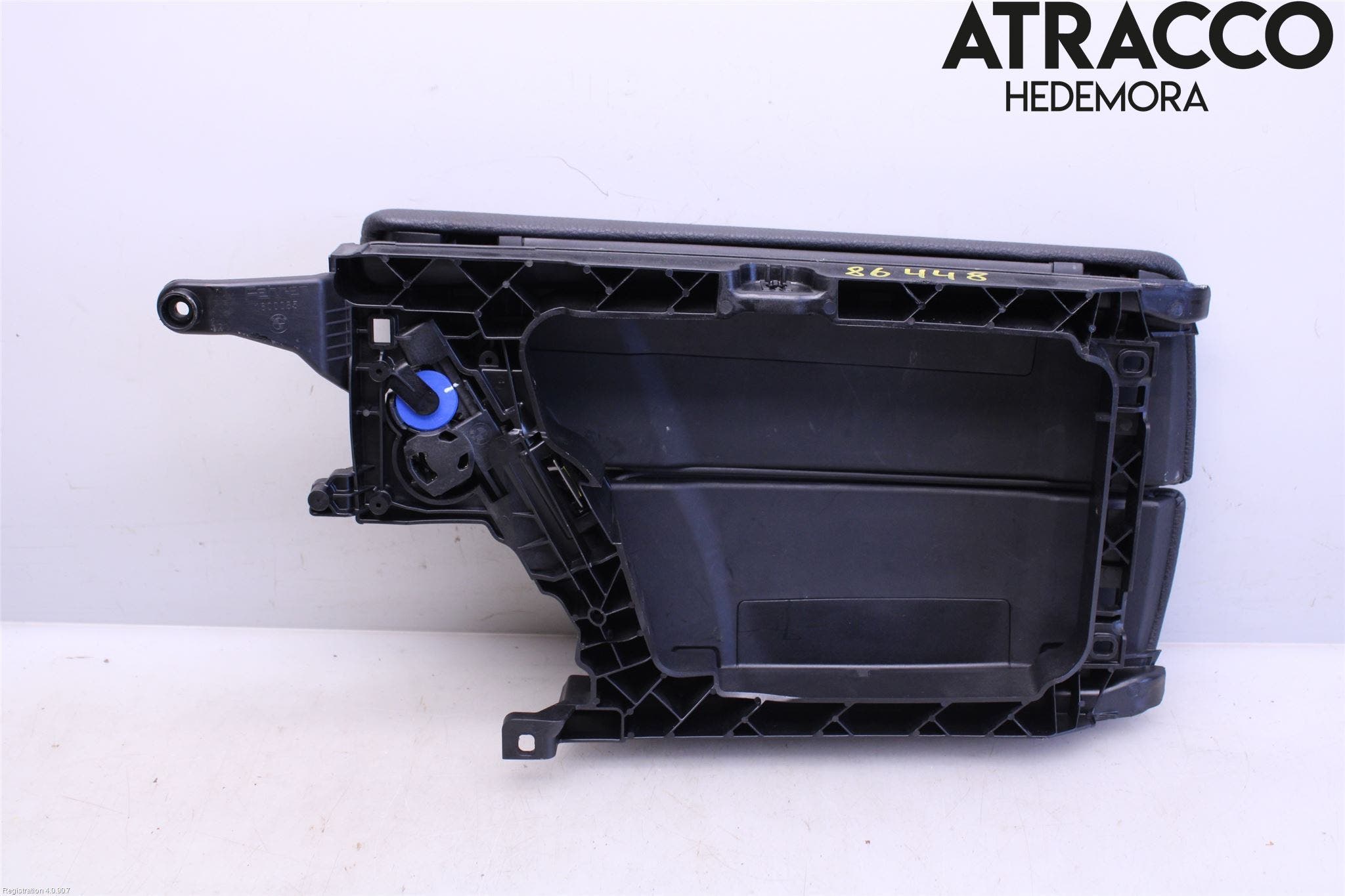 BMW 5 F10/F11/F18 09-17 Inredning Armstöd