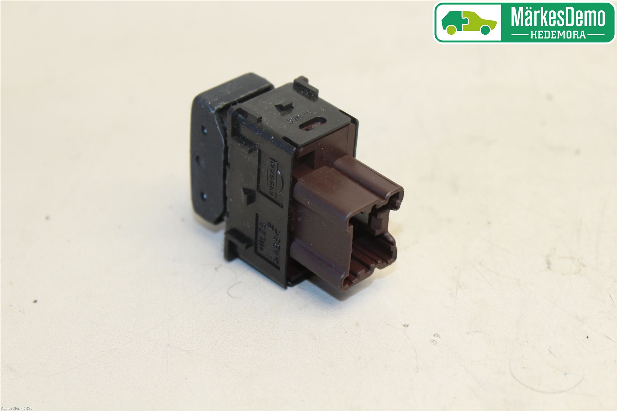 Nissan 350Z Strömställare Stolvärme