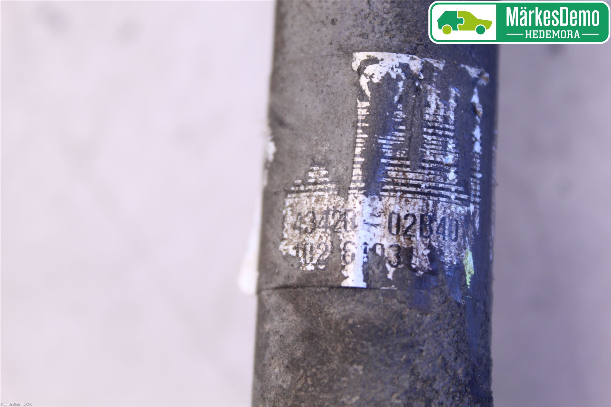 Toyota AURIS 13-19 Drivaxel Fram Vänster