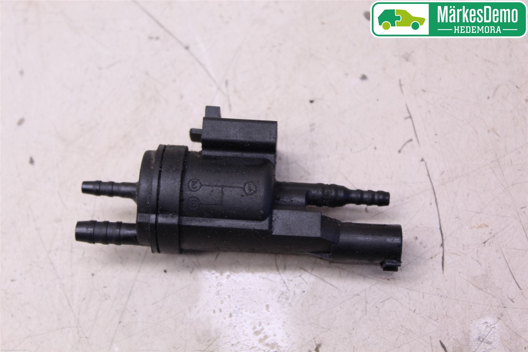 Mercedes-Benz MB E-KLASS (W213) 16-23 Vakuumventil