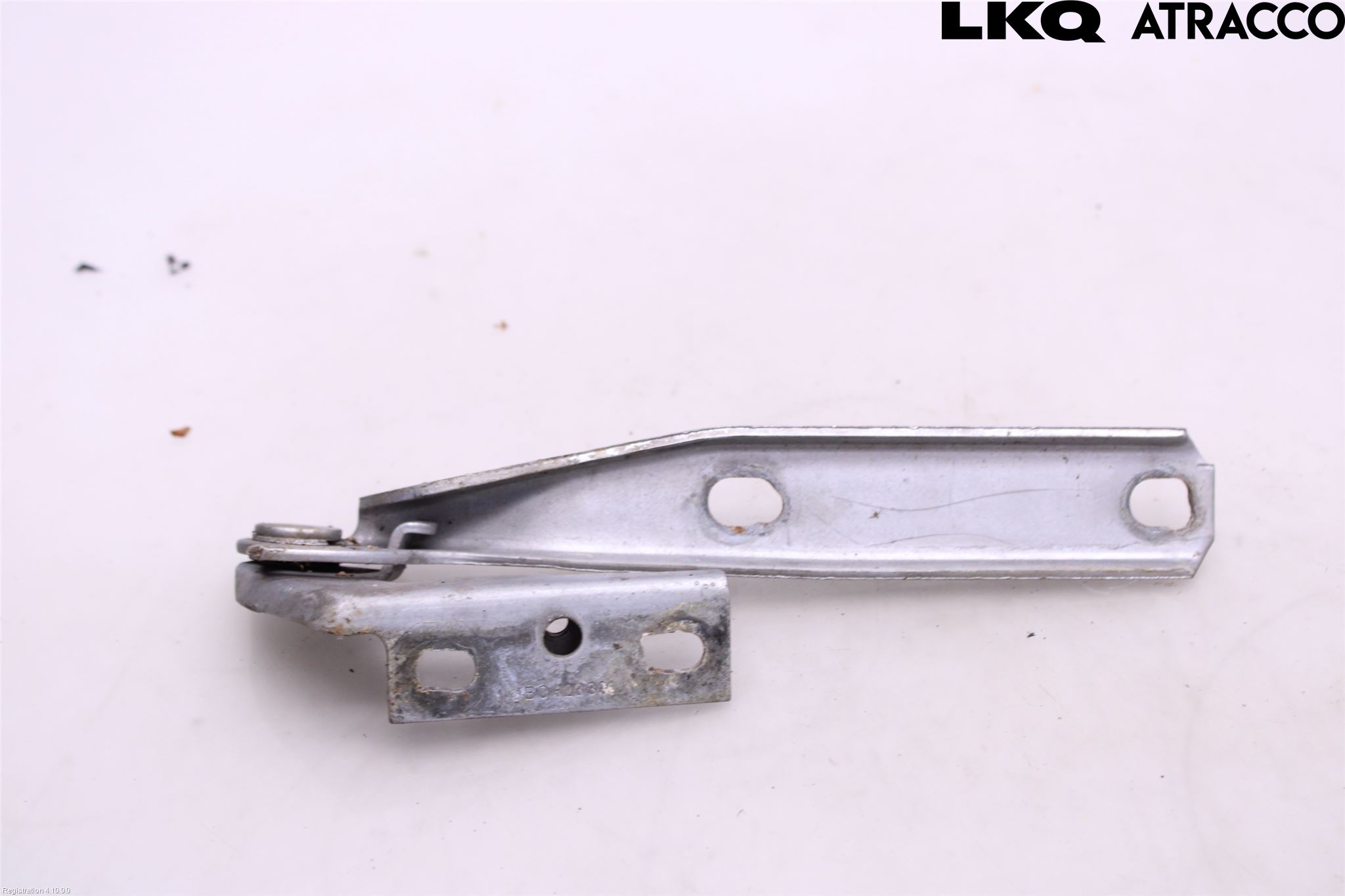 Audi A4/S4 94-99 Huvgångjärn