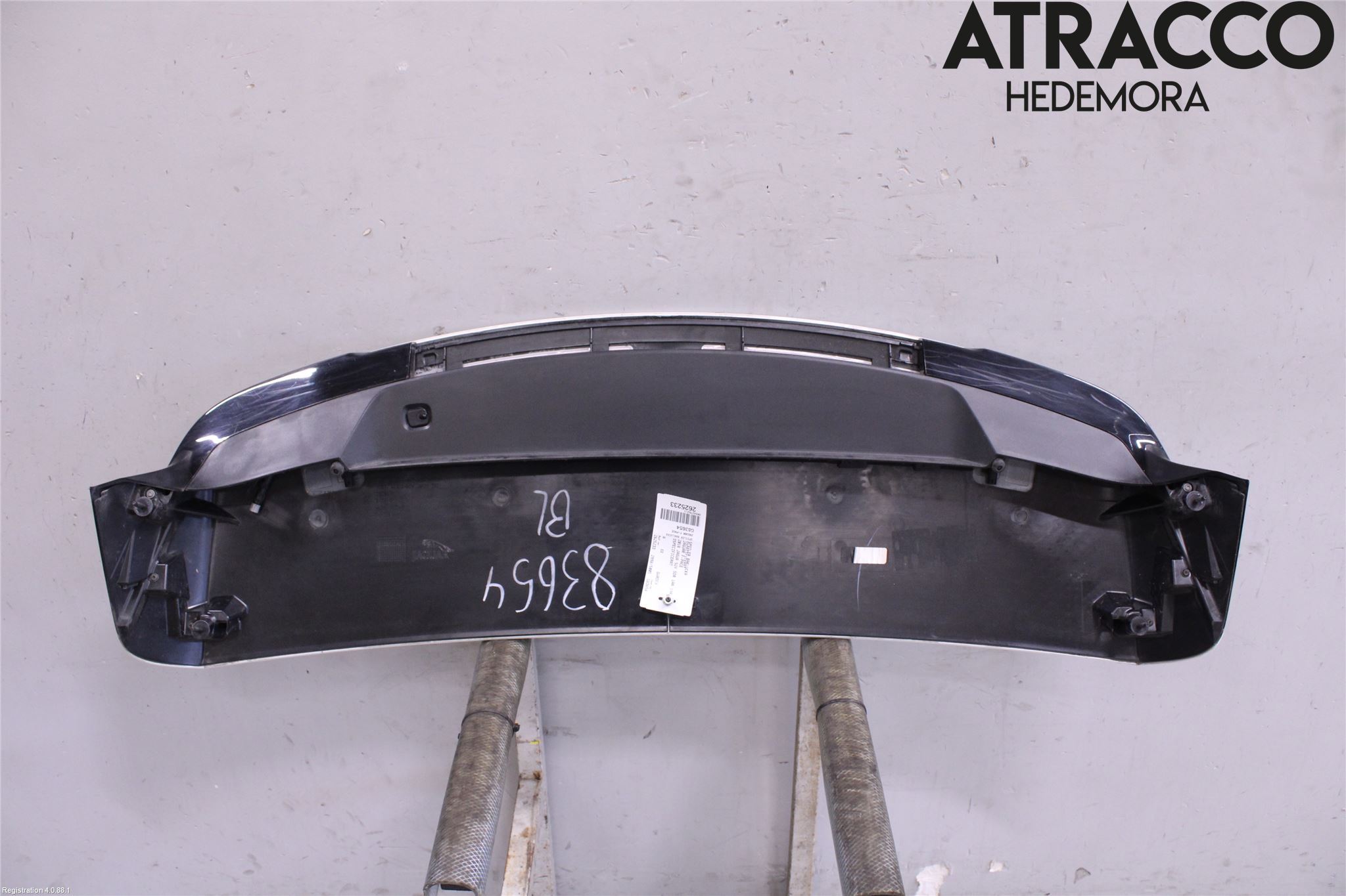 Jaguar F-PACE Spoiler Baklucka