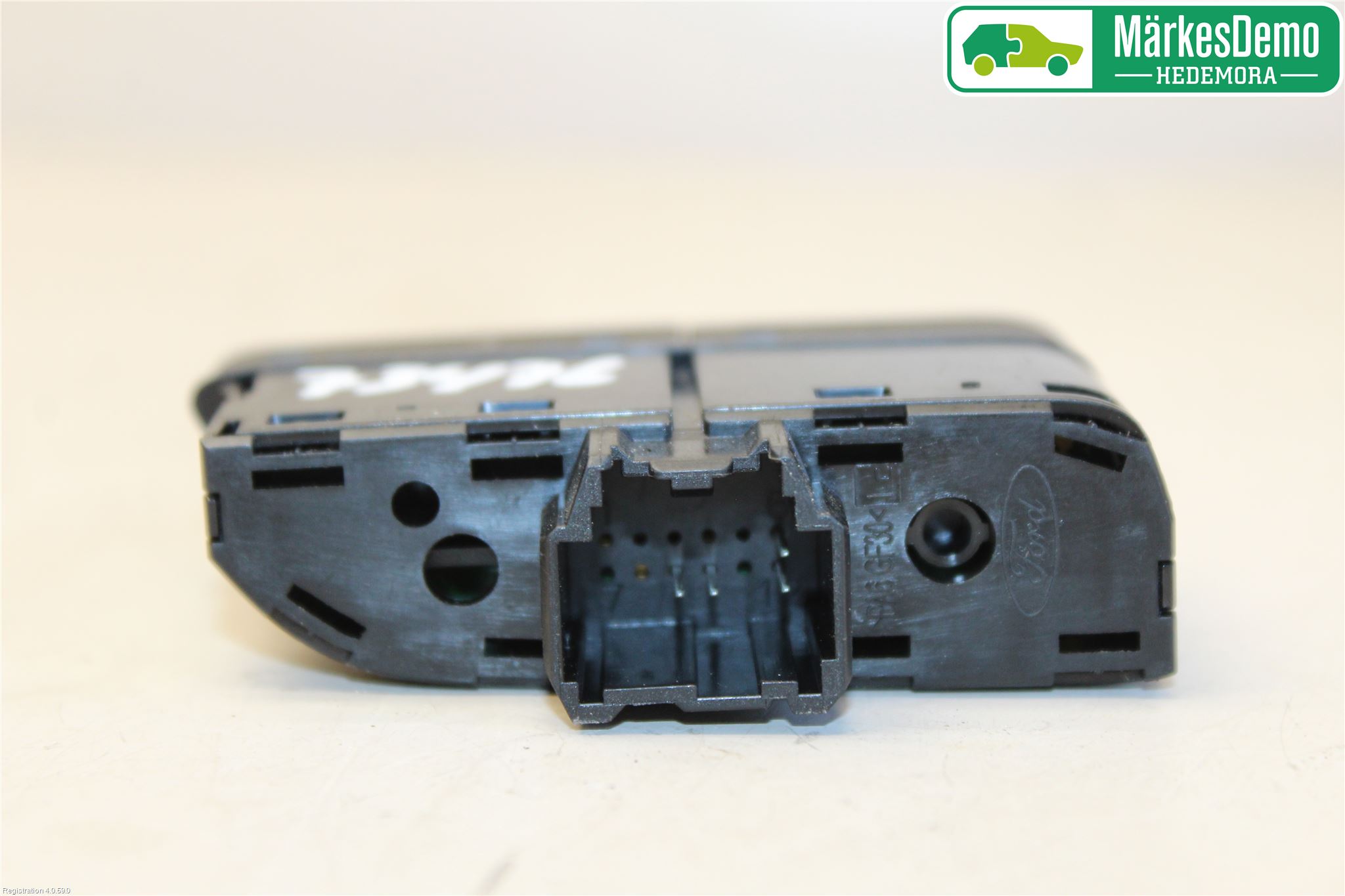 Ford FOCUS 11-14 Strömställare Övrigt