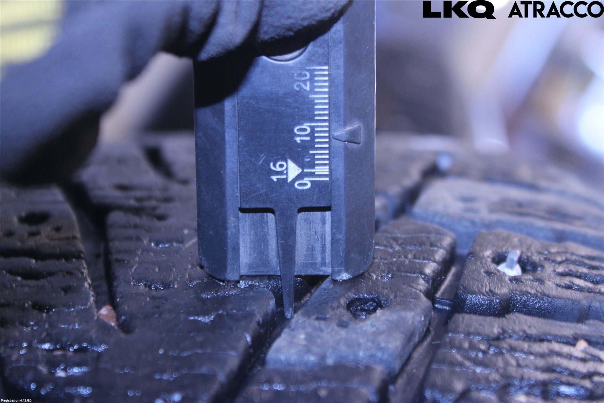 Nissan NAVARA 98-05 Vinterdäck Alumfälg 4St