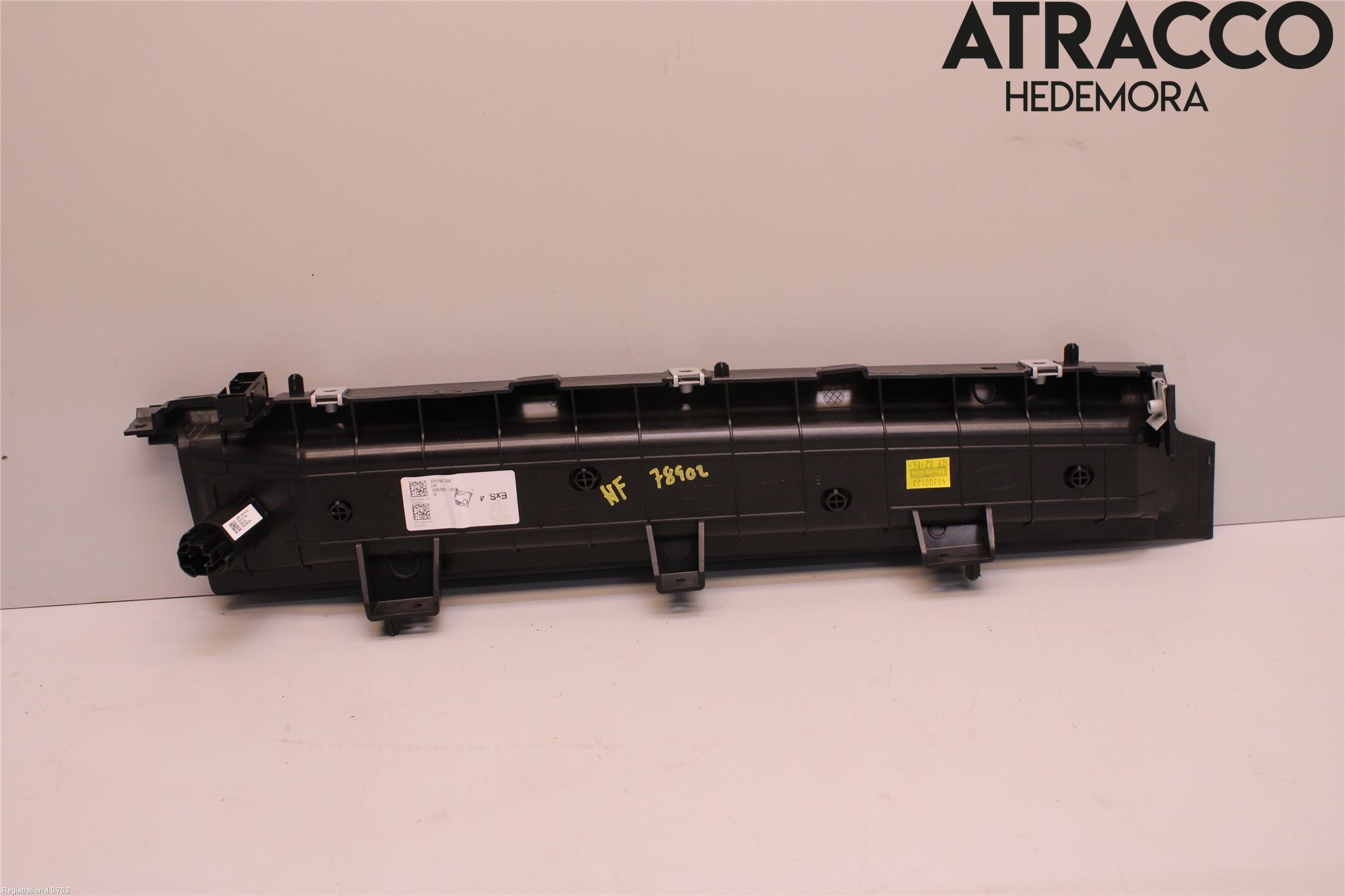 Landrover DEFENDER (L663) 20- Instrumentbräda Förvaringsfack