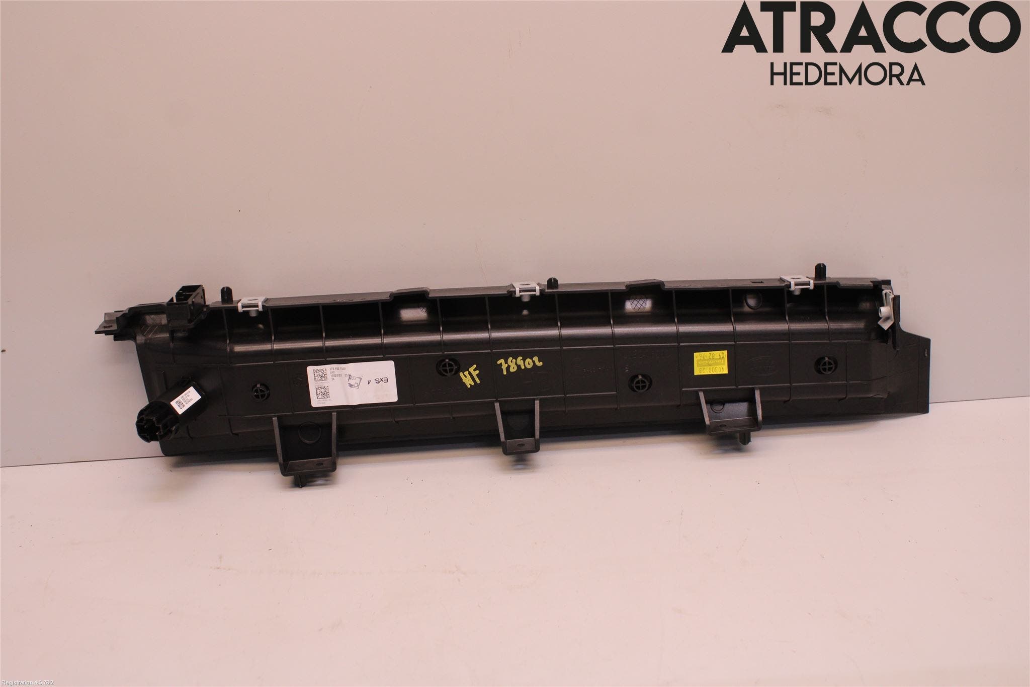 Landrover DEFENDER (L663) 20- Instrumentbräda Förvaringsfack