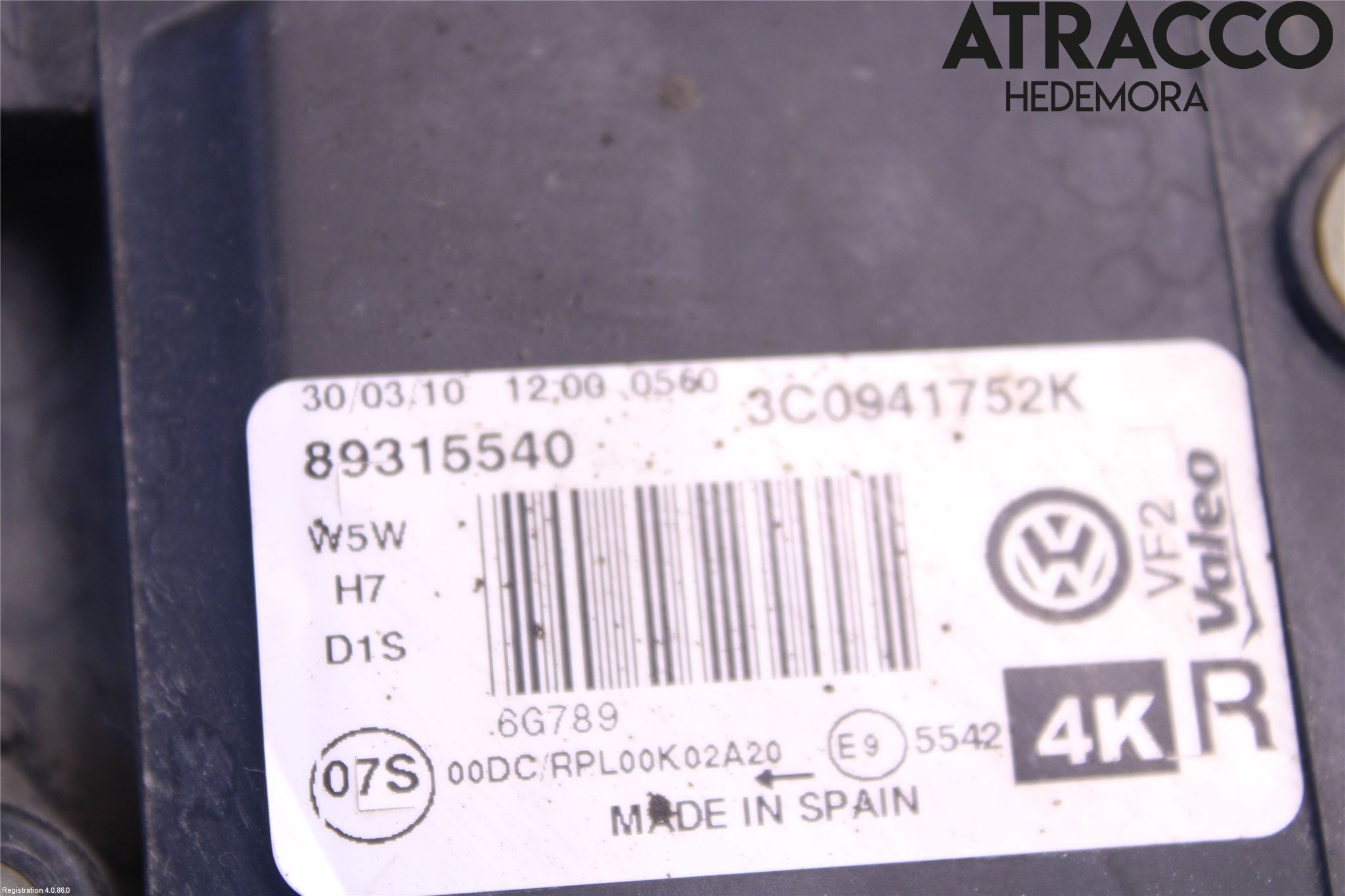Volkswagen VW PASSAT 05-11 Strålkastare Höger