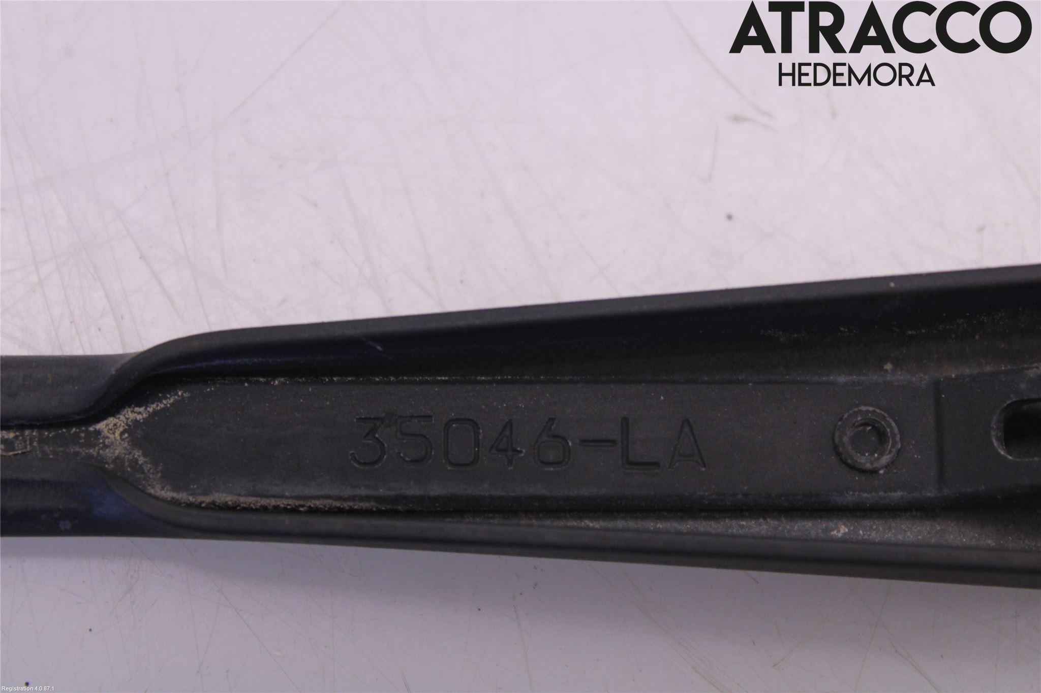 Subaru FORESTER SG 03-05 Torkararm Armar Vindruta
