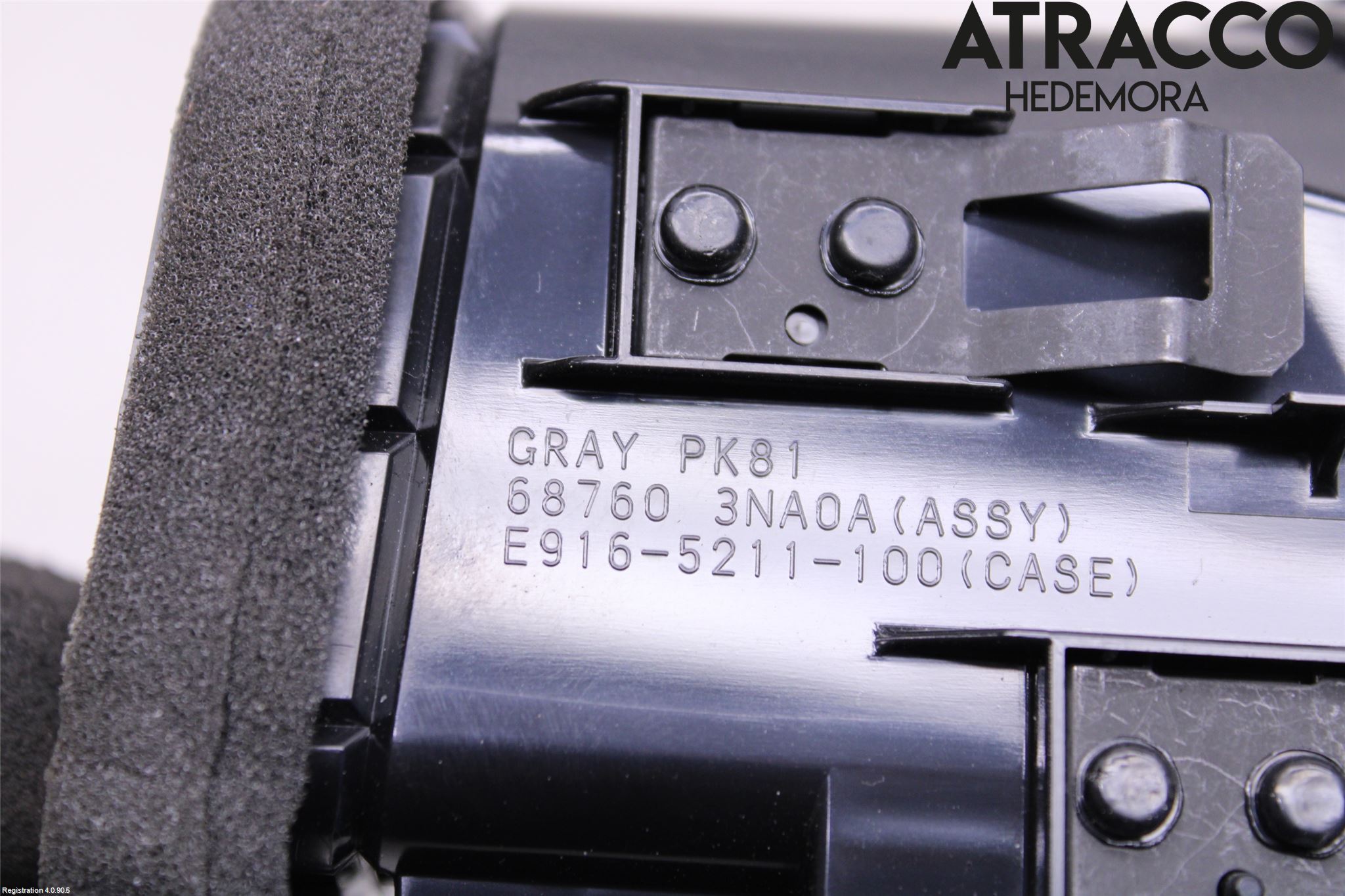 Nissan LEAF 11-17 Defrosterkanal-Munstycke