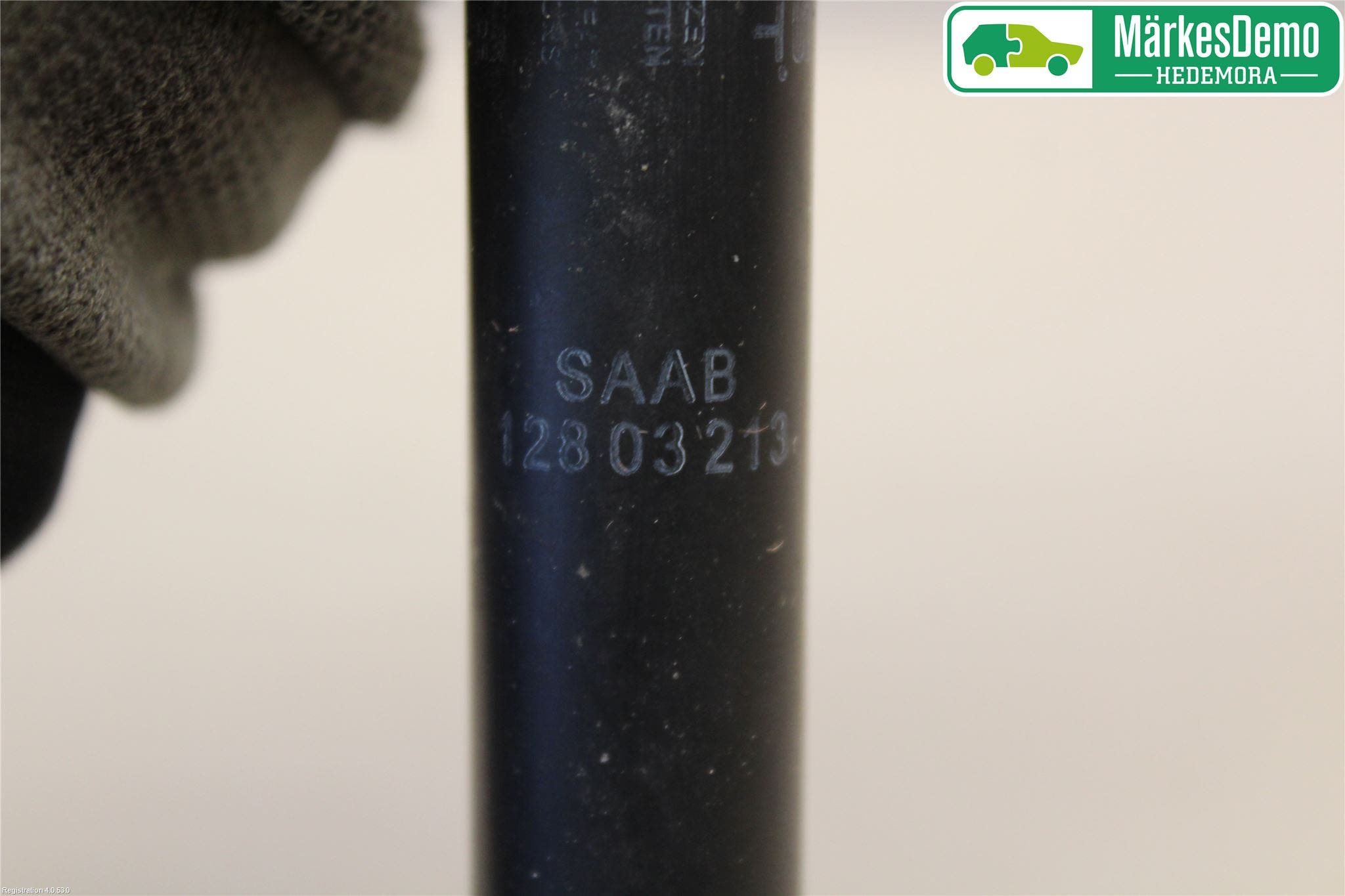 Saab 9-3 VER 2 Gasfjäder Motorhuv