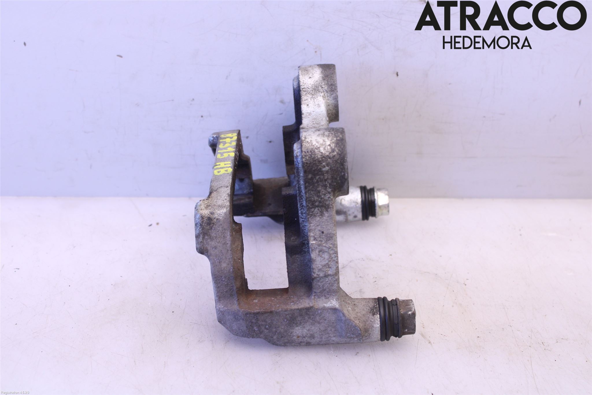 Toyota RAV4 19- Bromsokshållare