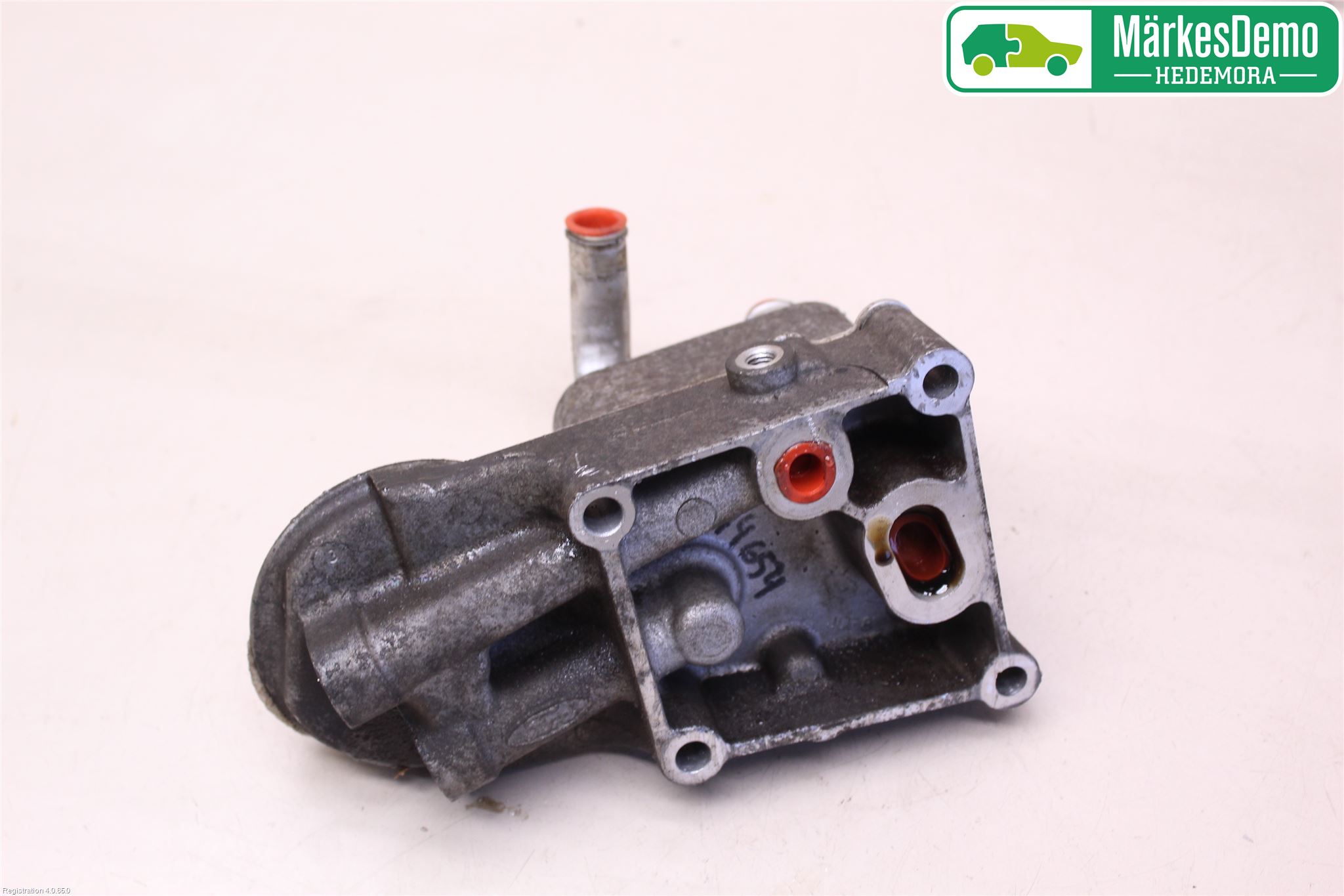 Ford TRANSIT CONNECT 03-08 Oljefilterhållare