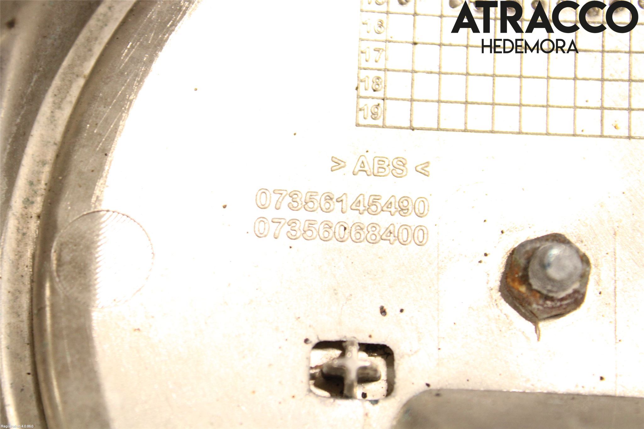 Fiat 500X 15- Grill Komp