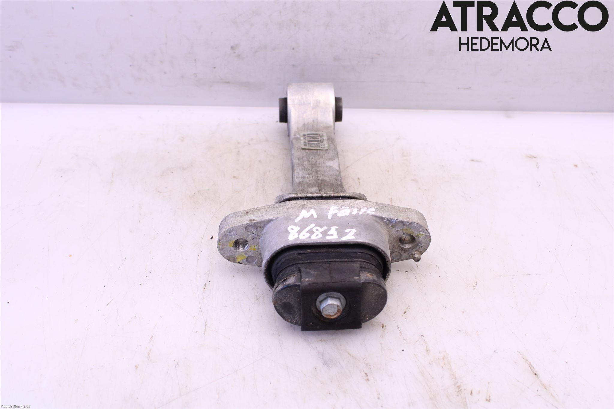 Hyundai TUCSON 05- Motorfäste