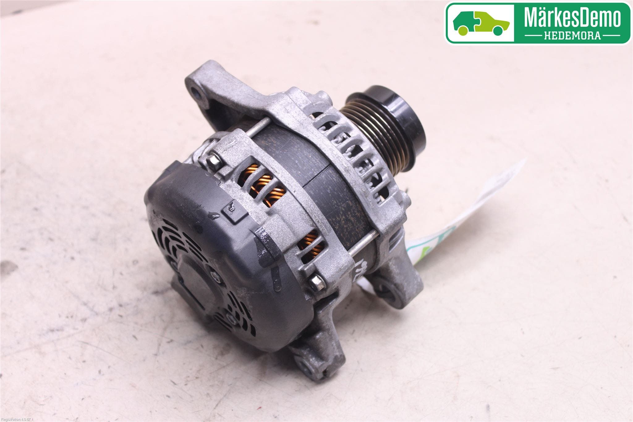 Toyota RAV4 13-18 Generator