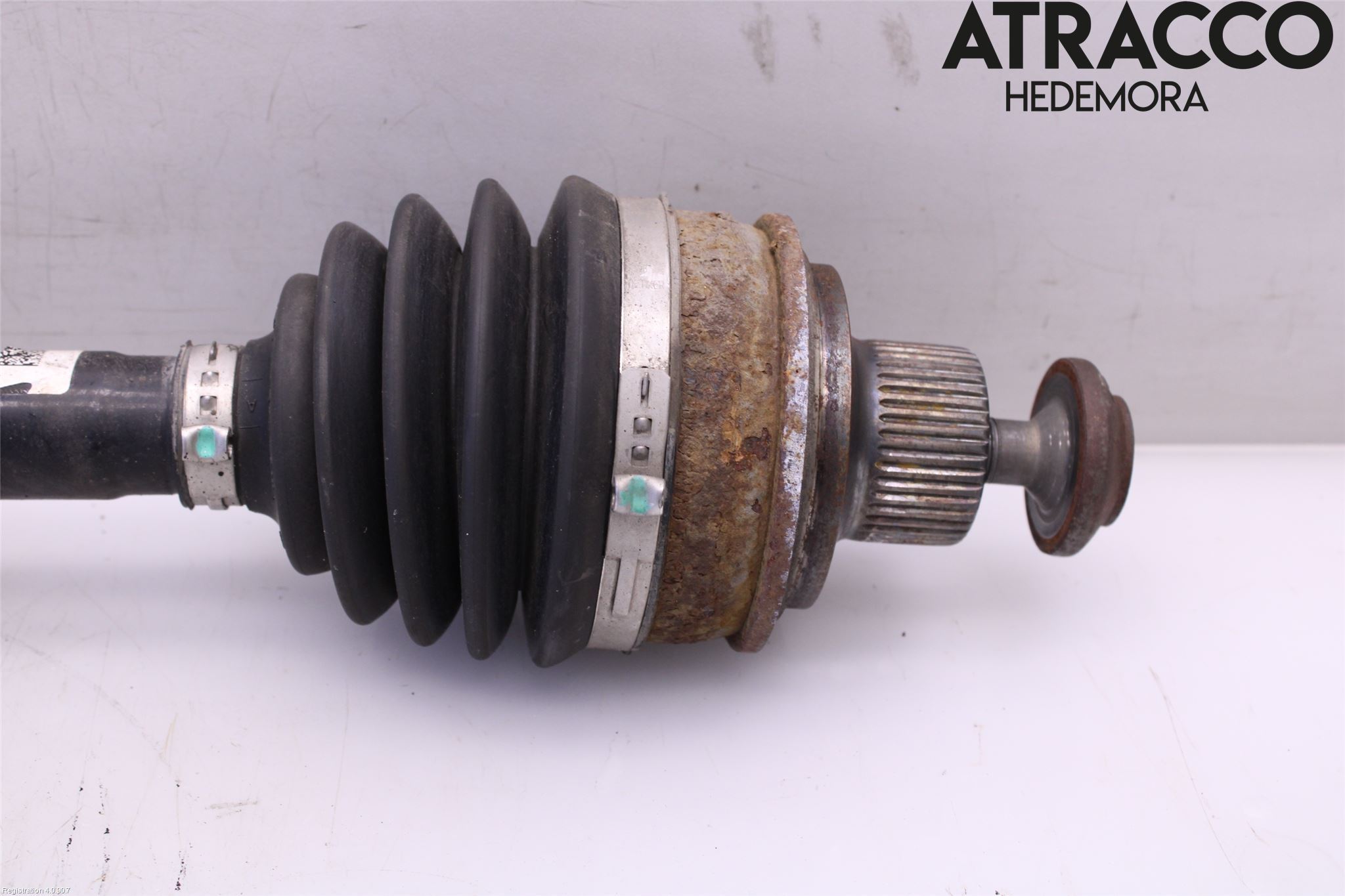 Audi A5 17- Drivaxel Fram Höger