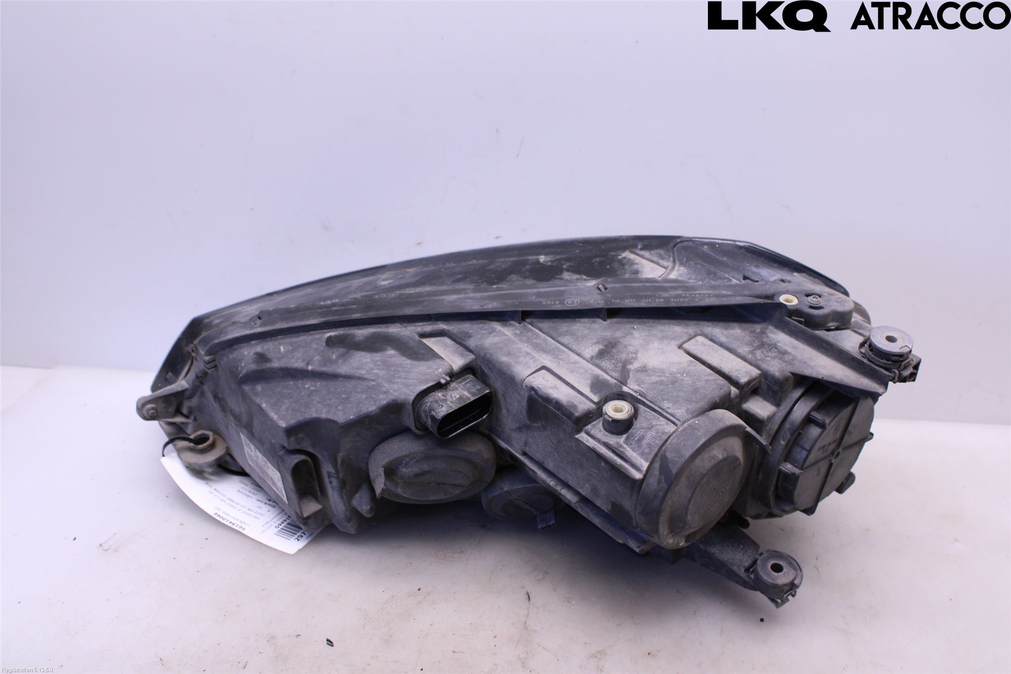 Volkswagen VW GOLF / E-GOLF VII 13-20 Strålkastare Höger