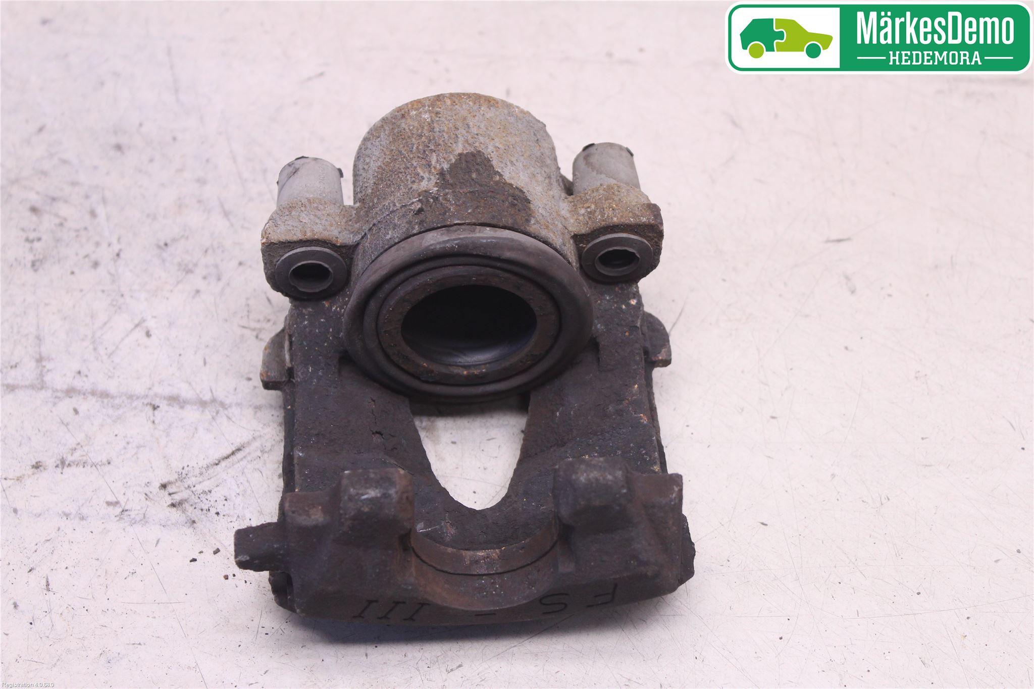 Volkswagen VW POLO 10-17 Bromsok Fram Höger