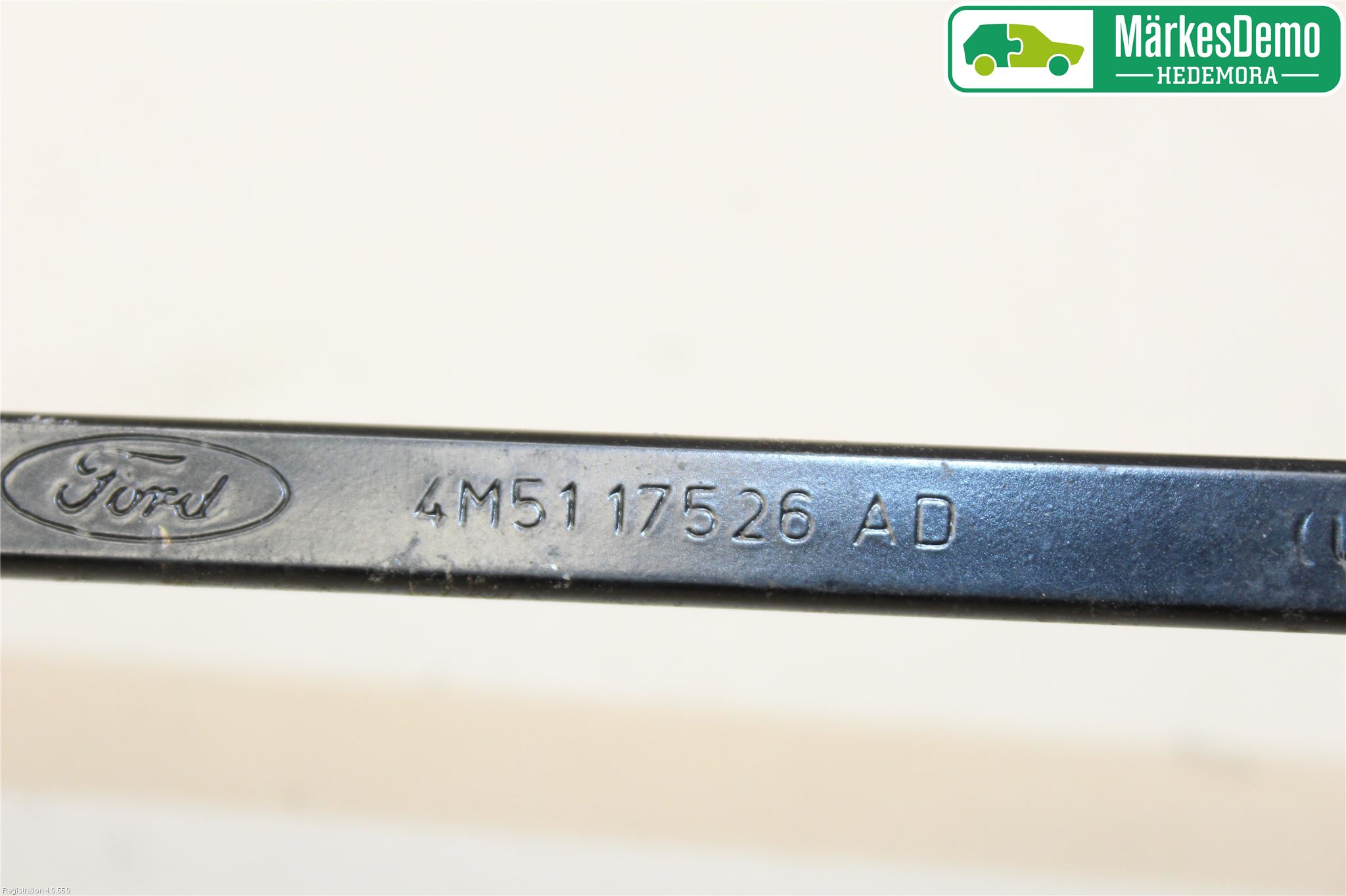 Ford FOCUS 08-11 Torkararm Armar Vindruta