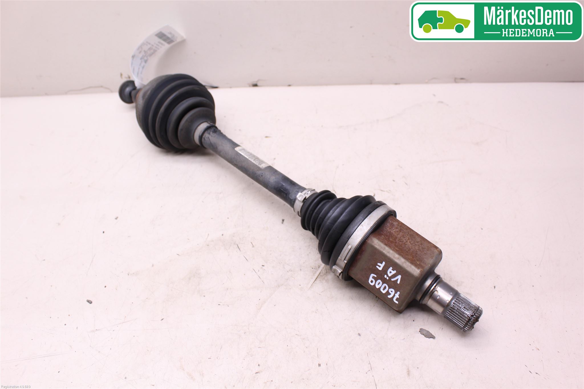 Volkswagen VW TIGUAN 16-24 Drivaxel Fram Vänster