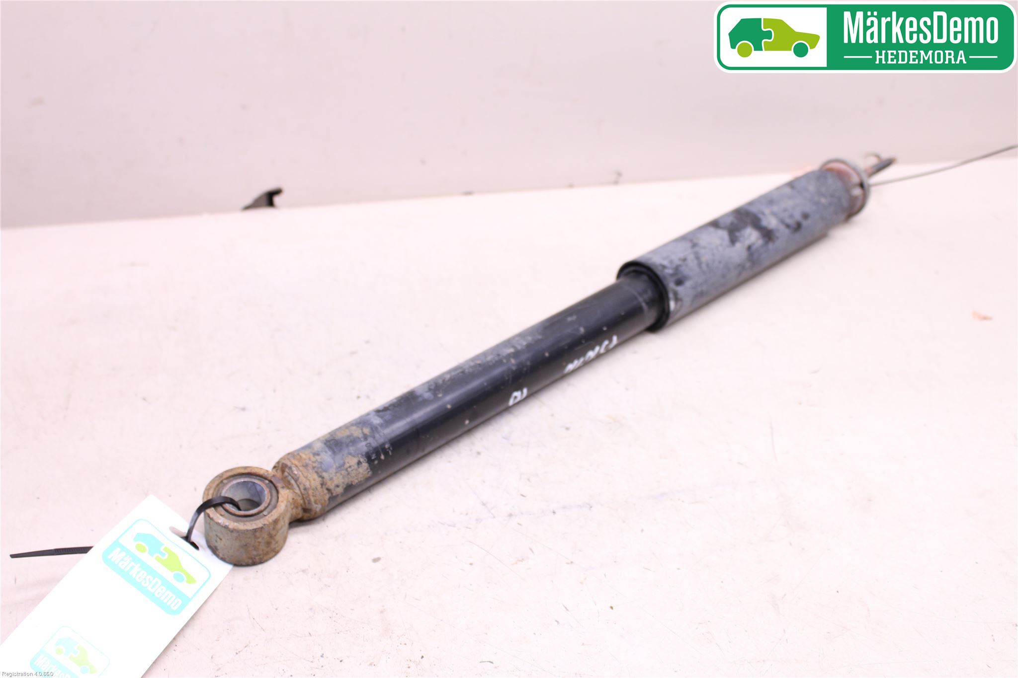 Suzuki SWIFT 11-16 Stötdämpare Bak