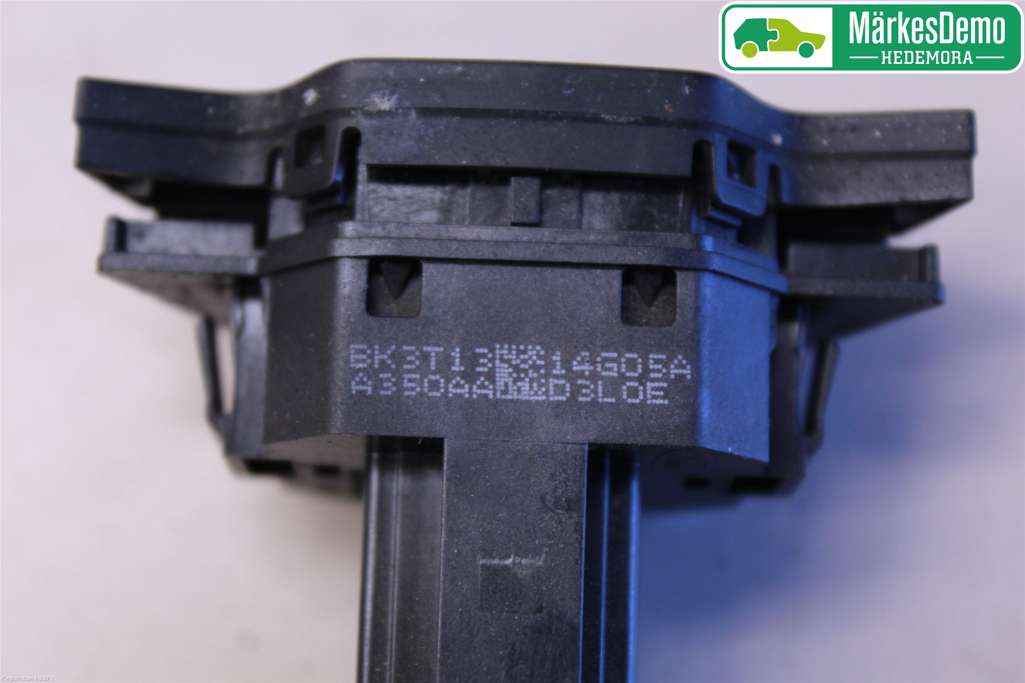 Ford TRANSIT SKÅP/BUSS 14-22 Strömställare Varnings