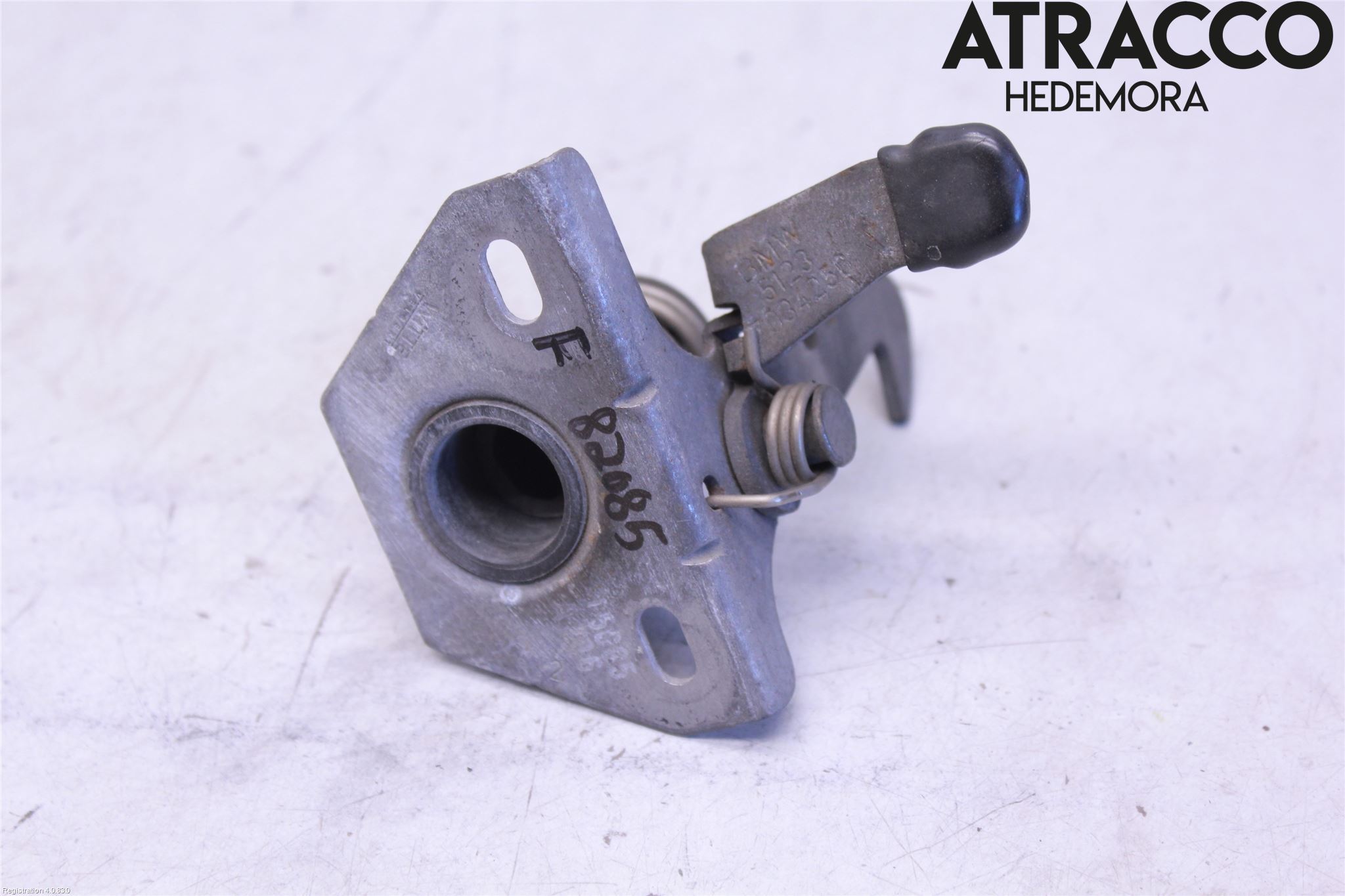 BMW 6 E63/64    02-10 Huv Spärr