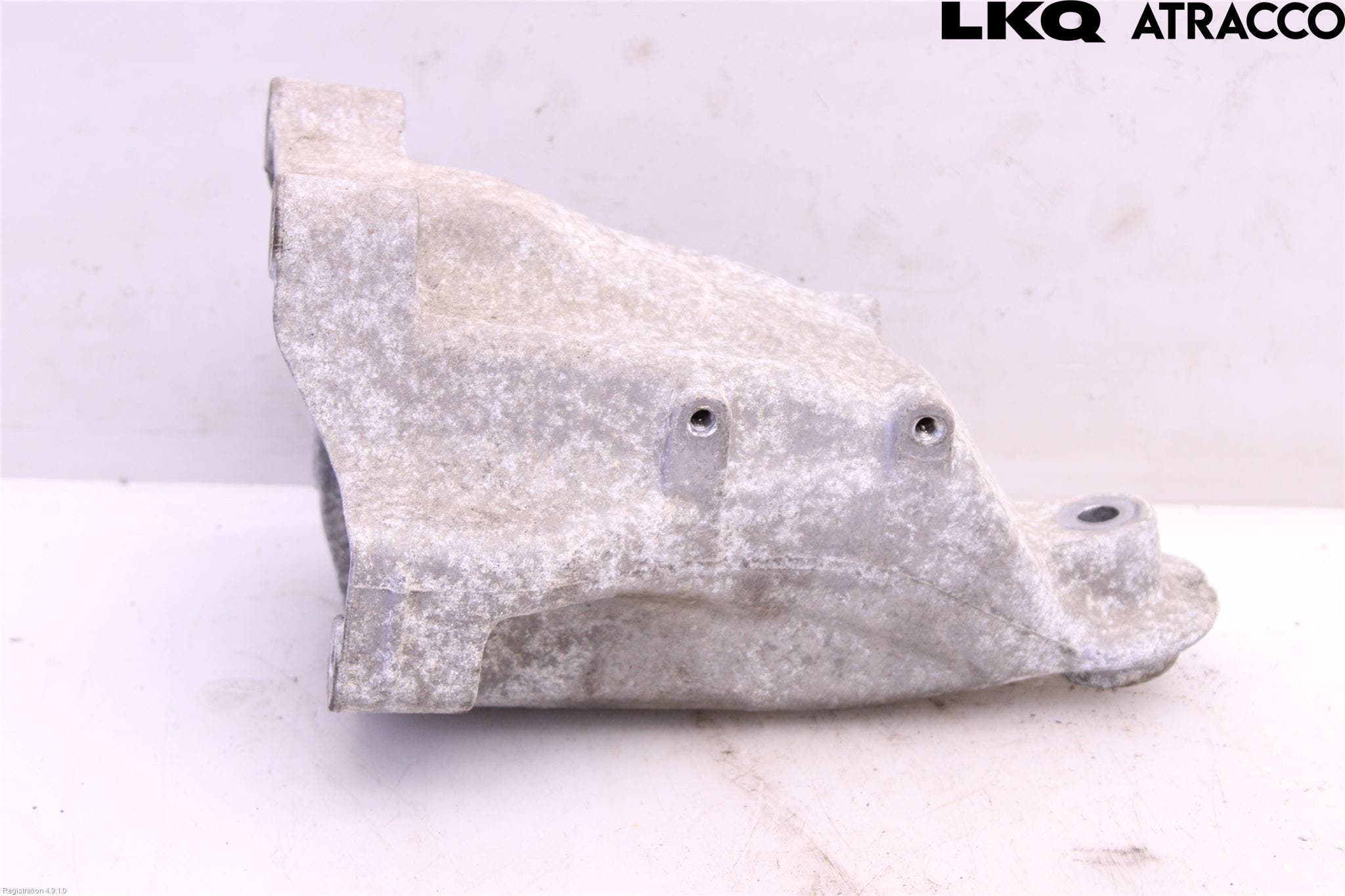 Mercedes-Benz MB SPRINTER (W906) 06-18 Motorfäste