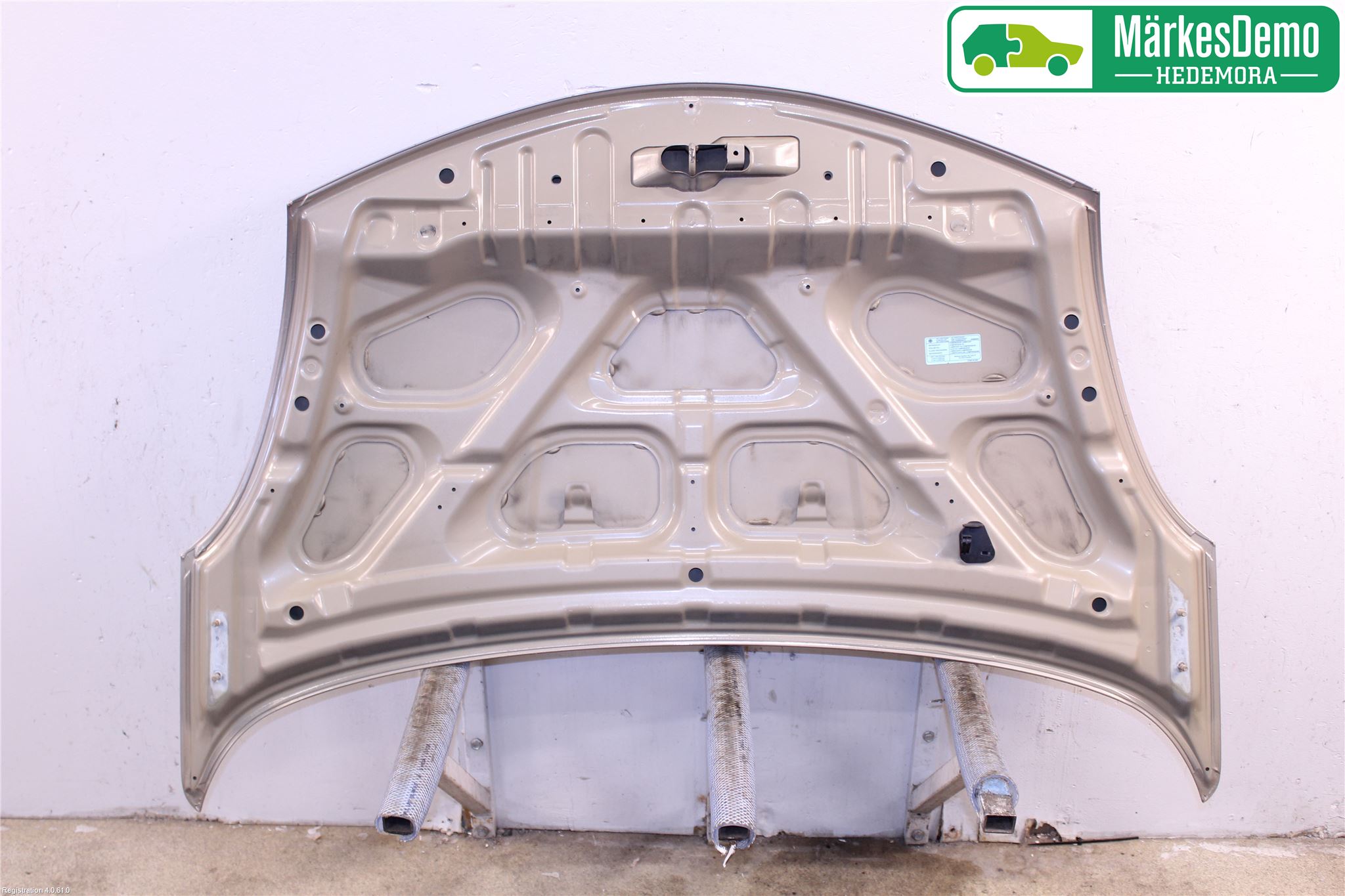 Nissan NOTE E11 06-14 Huv Fram